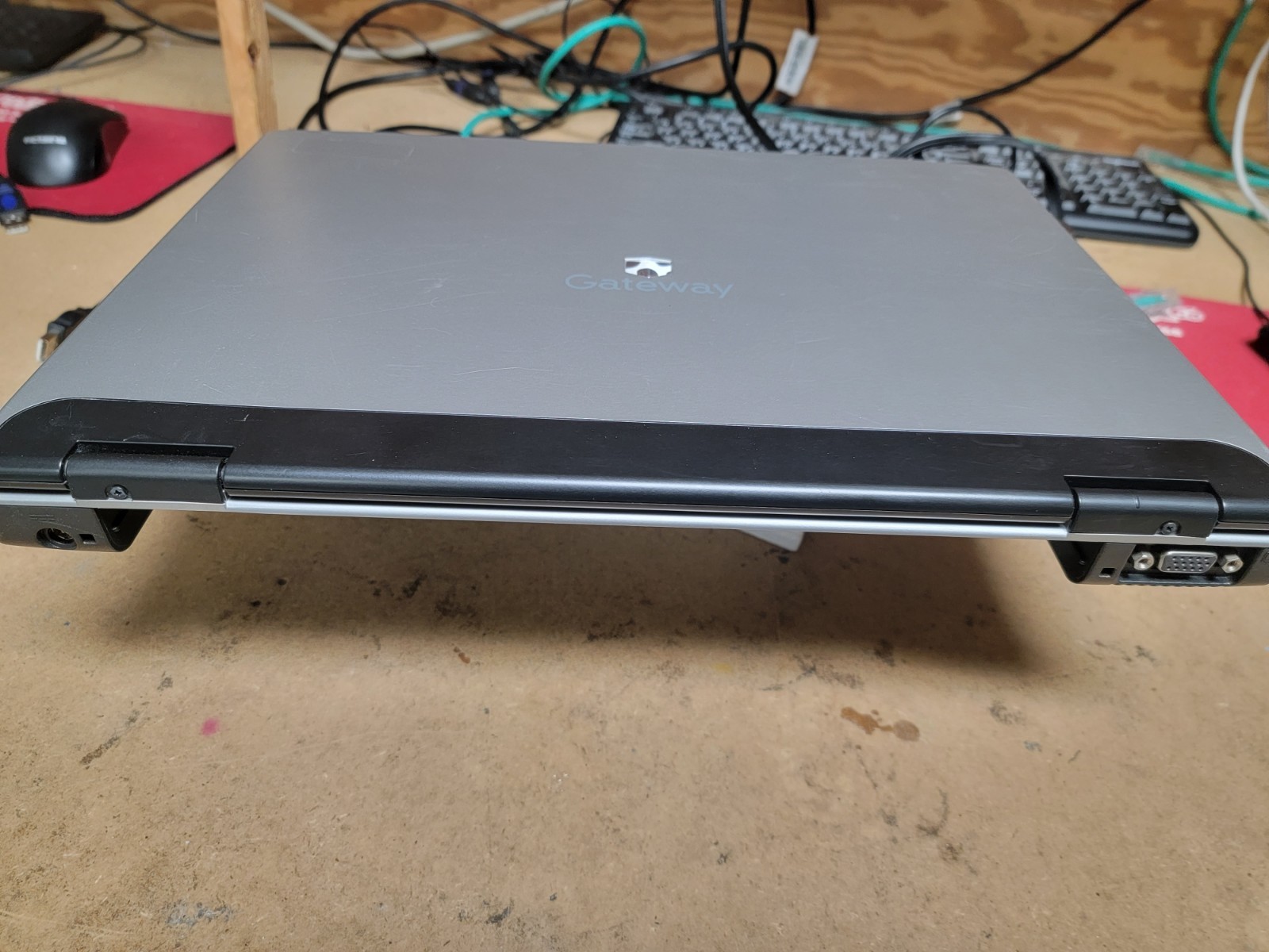 GATEWAY M460 LAPTOP – PENTIUM M 1GB – FOR PARTS OR REPAIR
