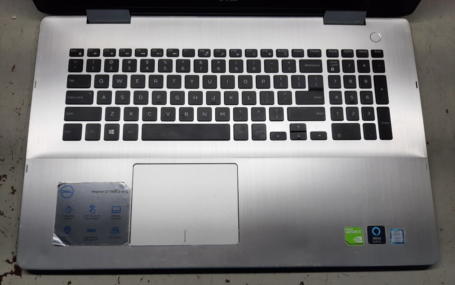Dell Inspiron 7786 2n1 17.3 ” FHD i7-8565u 8GB RAM NVIDIA MX150 No SSD/OS Touch