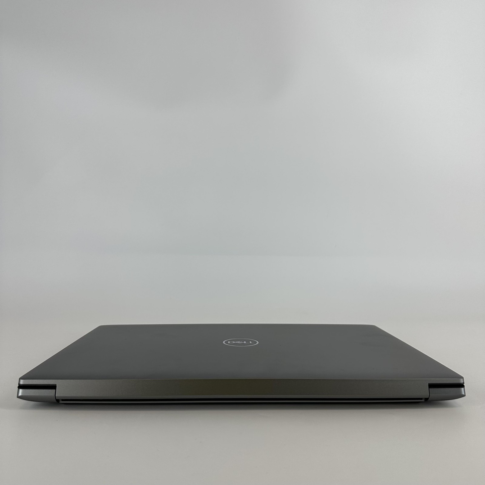 Dell Precision 5690 16 FHD+ 2.5 GHz Ultra 9 185H 64GB 1TB SSD RTX 4000 Ada