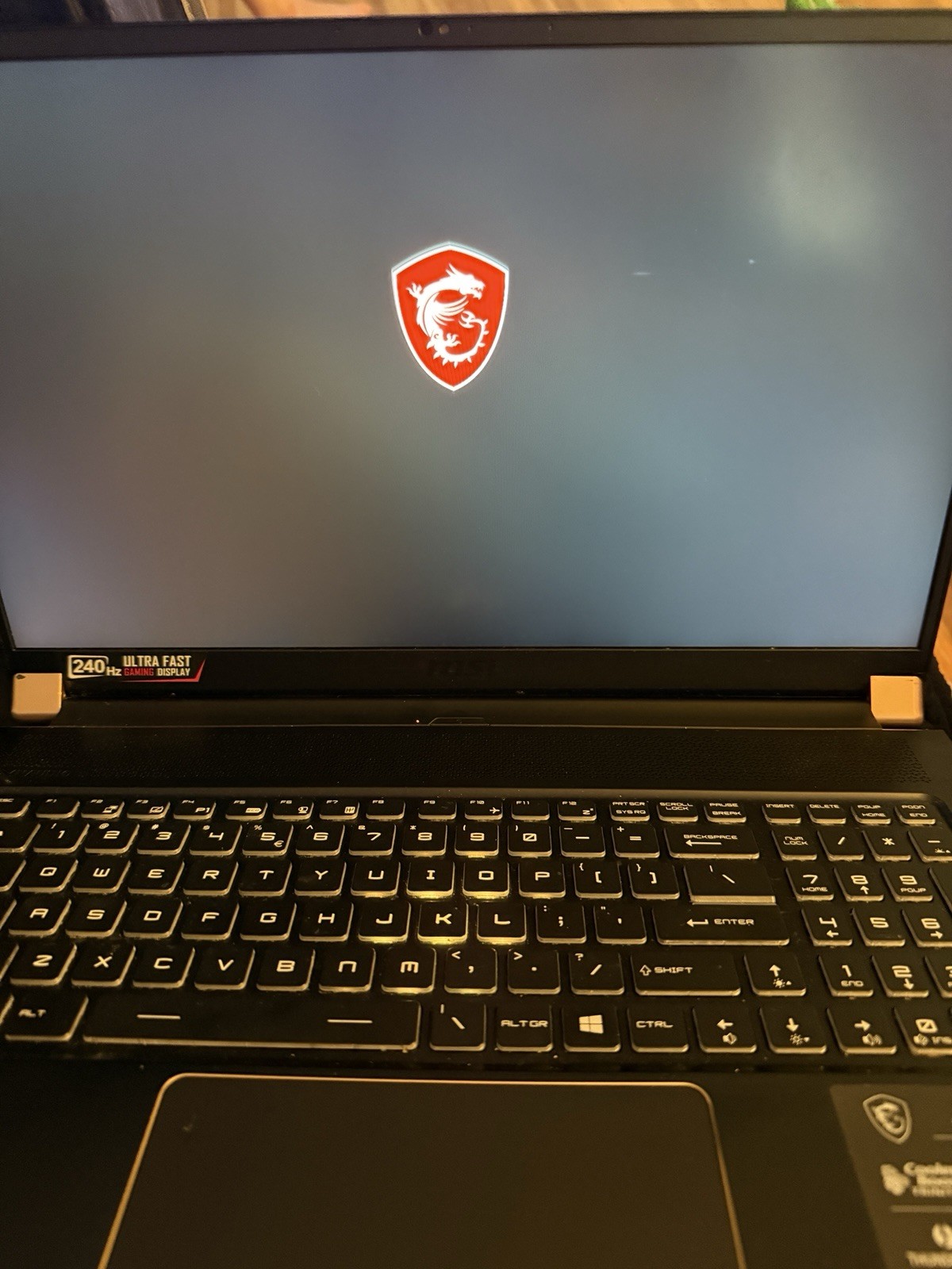 MSI GS75 Stealth 10SE-620 – 17.3″ FHD – i7-10875H –16GB RAM –RTX 2060 –512GB SSD
