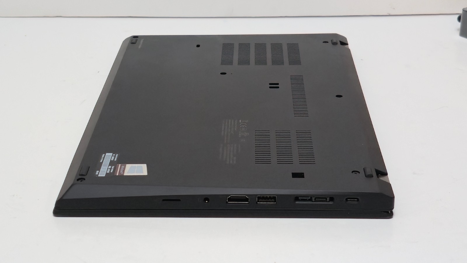Lenovo ThinkPad P14S Gen 1- Intel i7-10610U, 48GB RAM, 1TB SSD NVIDIA P520 Touch