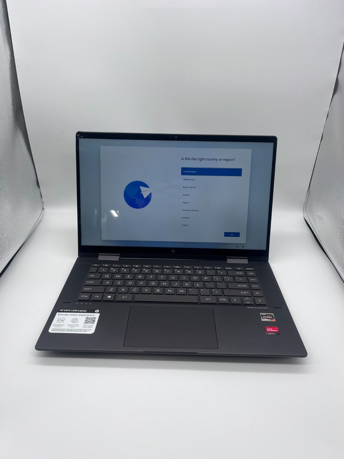 HP Envy x360 15.6″ Touch Ryzen 7 7730U 16GB RAM 512GB SSD FHD Laptop