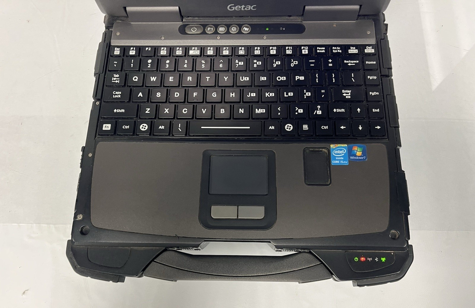 Getac B300 G5 Rugged Touch 13.3″ i5-4300M 2.60GHz 4GB Ram 128GB SSD 13645 Hours