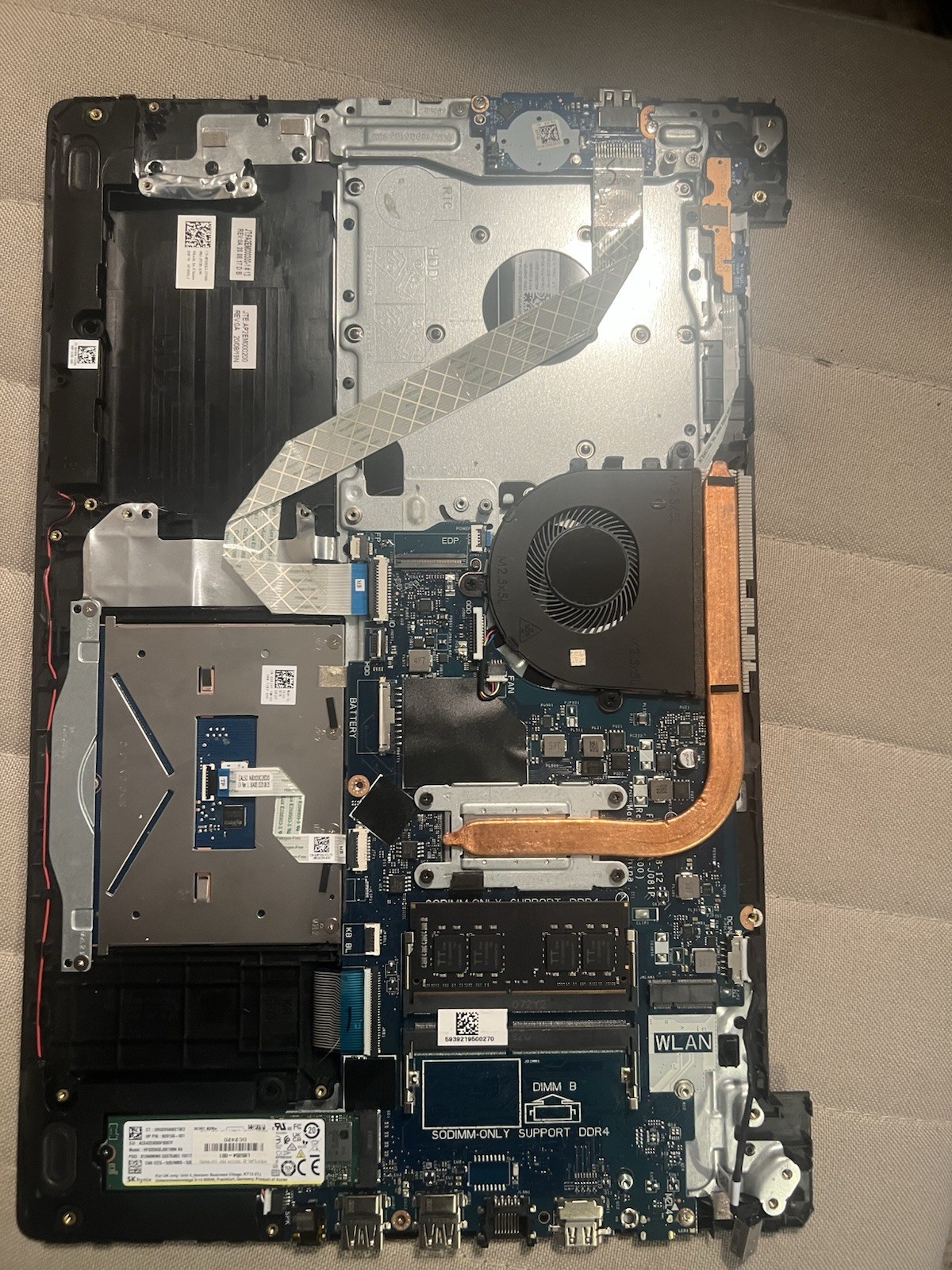 Dell Inspiron 15 3000 Model 3593 Intel Iris Plus Graphics i7-1065G7 Working Read