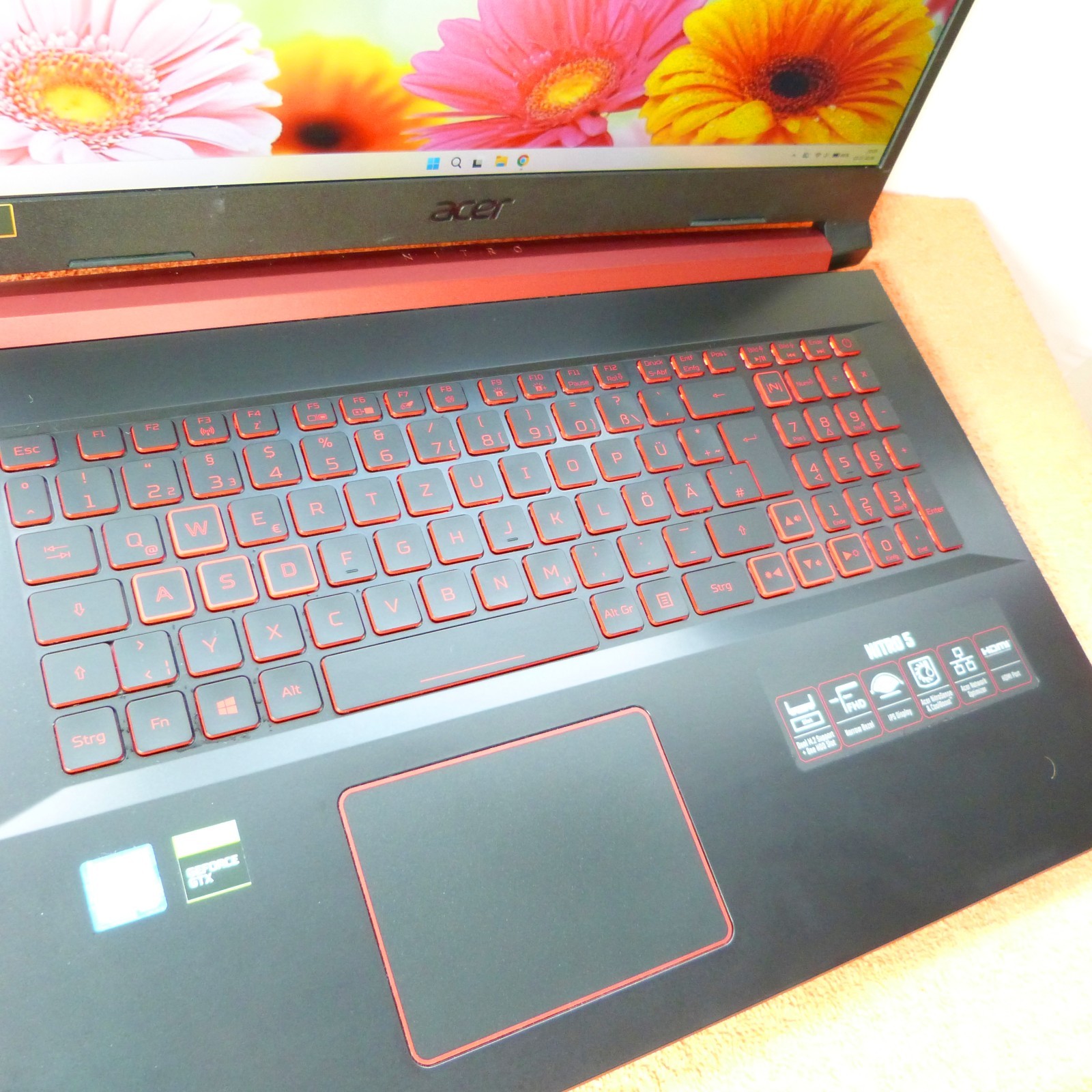 XL LOT Acer AN517 NITRO 17″ 120Hz GAMING GTX l SSD Windows 11 I 9Gen Core i5