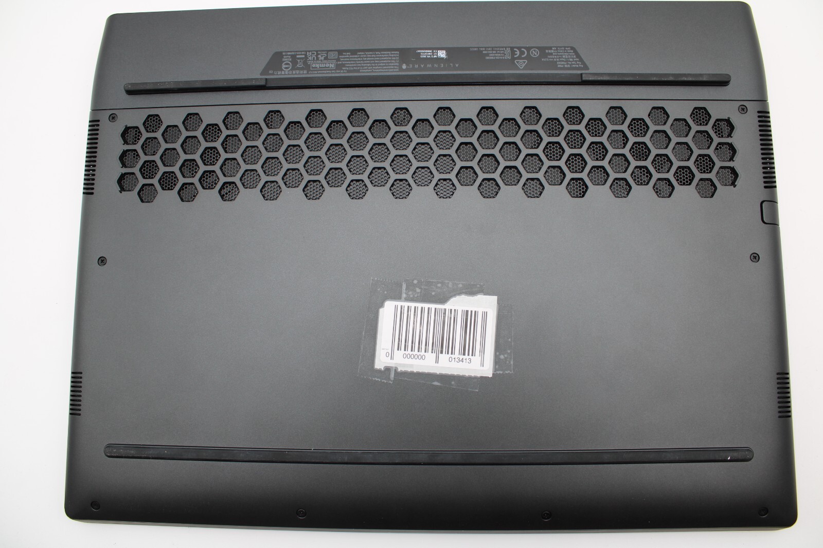 Alienware M17 R5 Gaming Laptop, 1TB SSD, Ryzen 9 6900HX, 32gb RAM, RTX 2080 GPU
