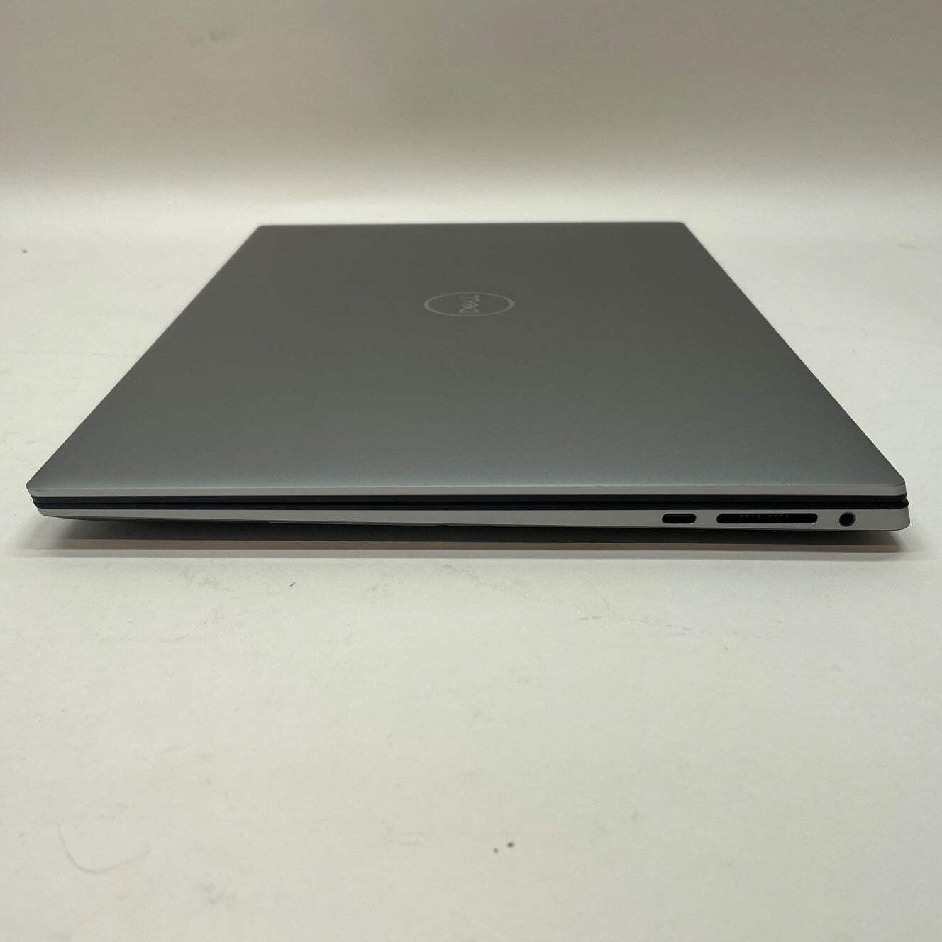 Dell Precision 5560 15.6″ i7-11850H 2.5GHz 16GB RAM 1TB SSD RTX A2000