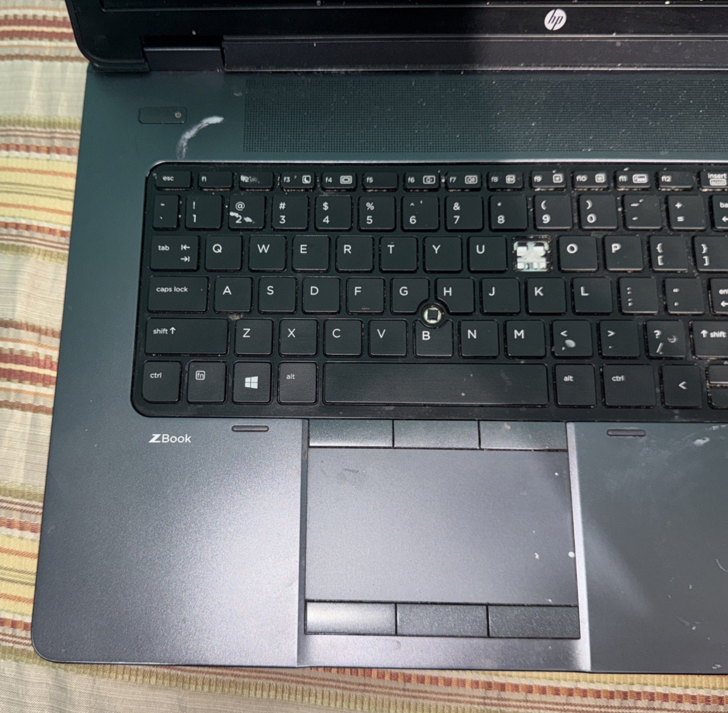 HP ZBOOK 17 G1 (i7-7820HQ 3.90GHZ, 512GB SSD, No RAM, Quadro P3000) FOR PARTS