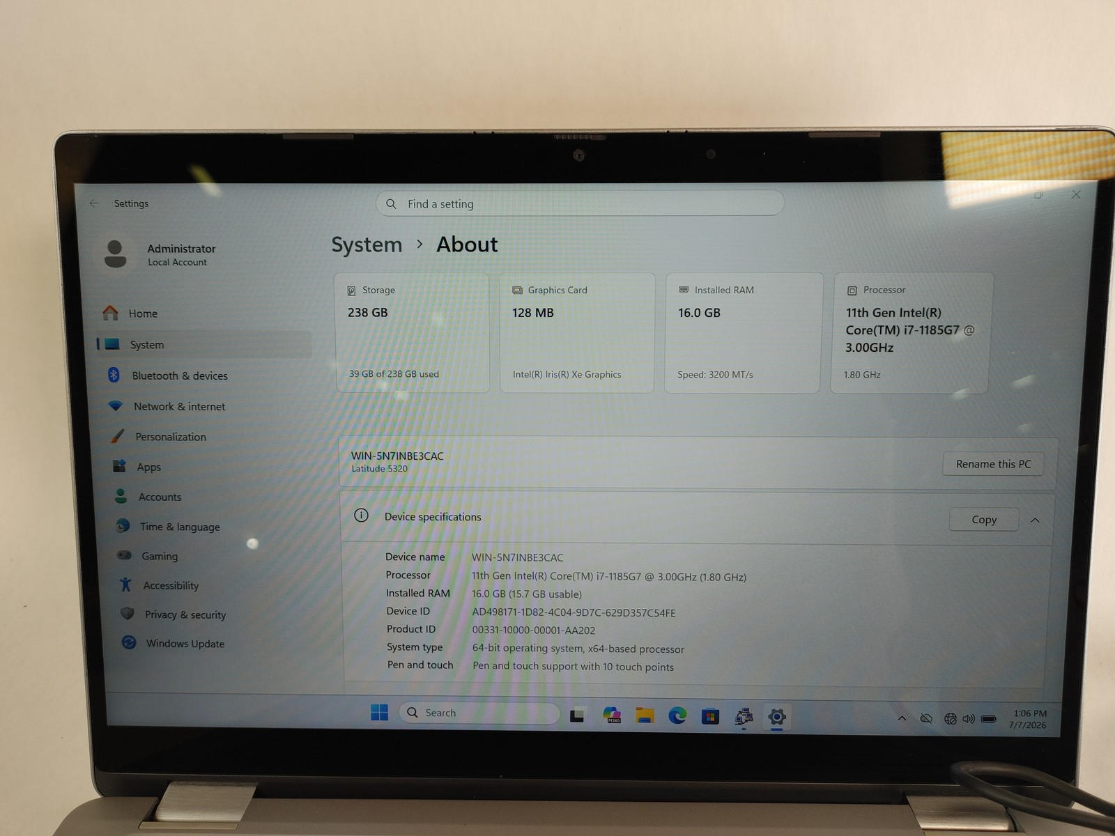 Dell Latitude 5320 Core i7-1185G7 3.00 GHz 16 GB DDR4 256 GB M.2 Windows 11 Pro