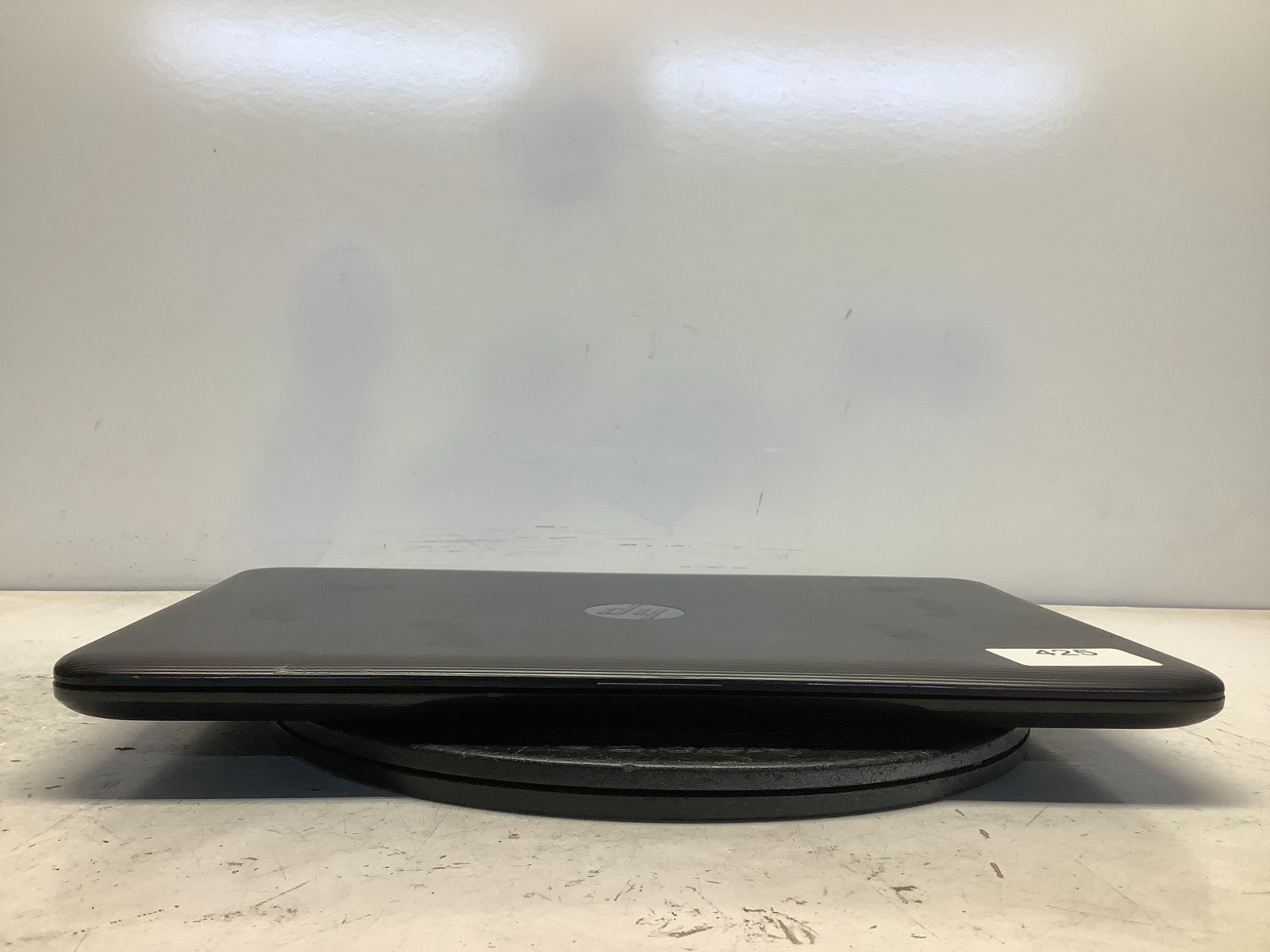 HP 15-BA015WM AMD E2-7110 1800MHz 4 GB NO HDD