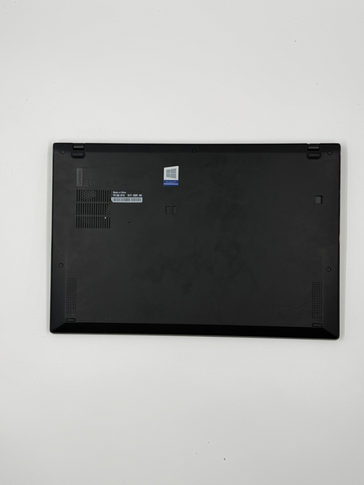 Lenovo X1 Carbon Gen 7 i5 8th Gen 8GB RAM 256 GB SSD