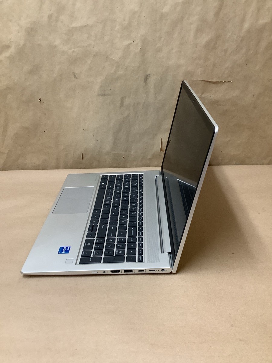 HEWLETT PACKARD ELITEBOOK 650 G10 15.6″ LAPTOP WITH CHARGER (B33005384)
