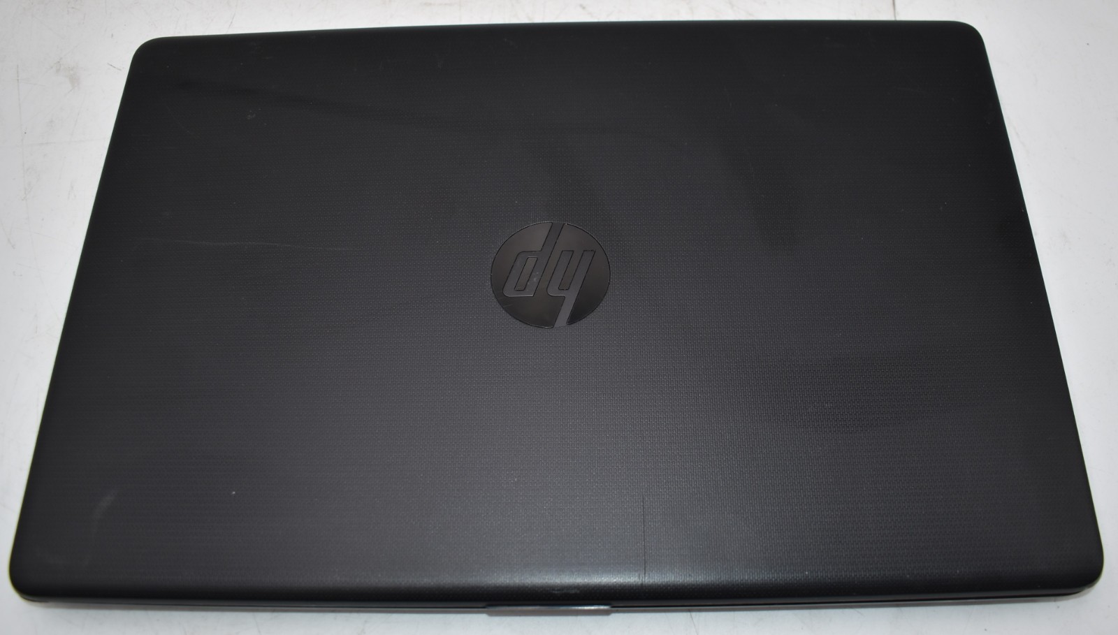 15.6″ HP Laptop 15-DB0011DX AMD A6-9225 @ 2.60GHz 8GB RAM 256GB SSD Win 10 Pro