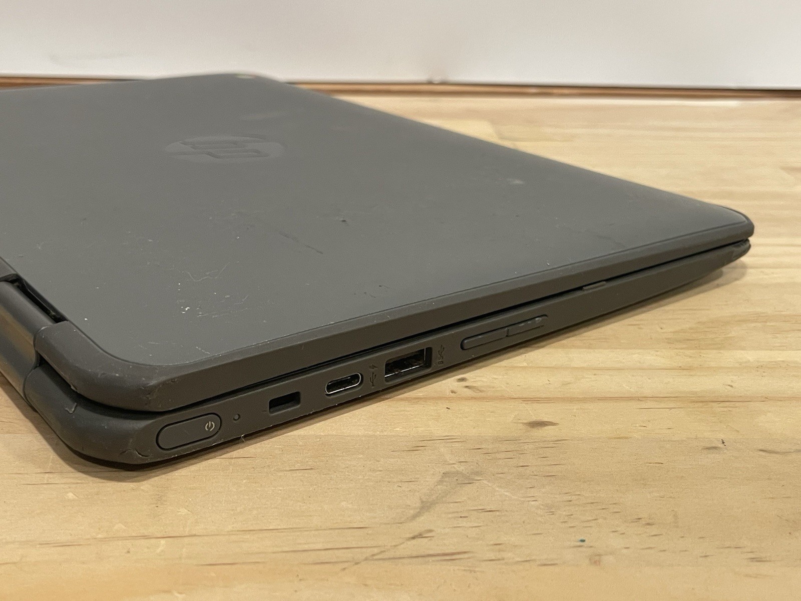 HP Chromebook x360 11 G1 EE Touch 11.6” Celeron N3350 4GB 32GB ChromeOS -Grade C