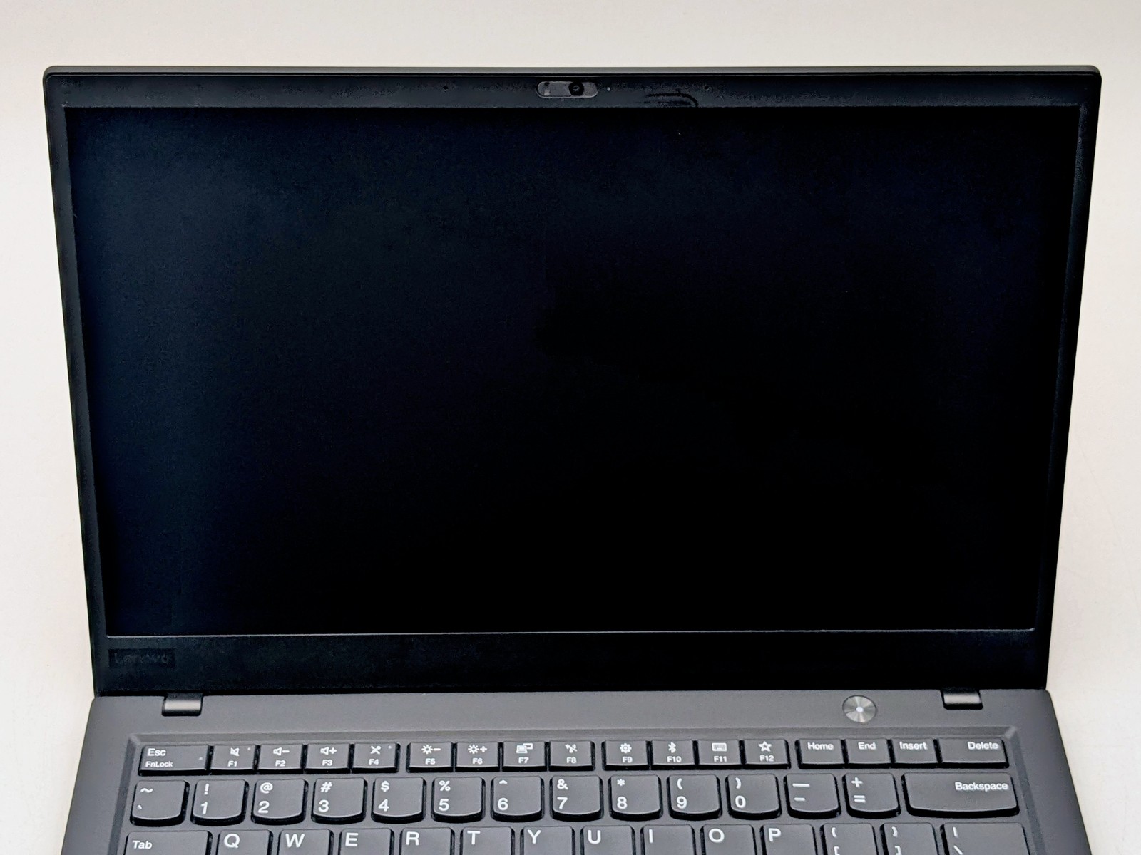 Lenovo ThinkPad X1 Carbon Gen 6 14″ FHD I5-8350U 256GB 16GB W11 Pro Backlit FPR