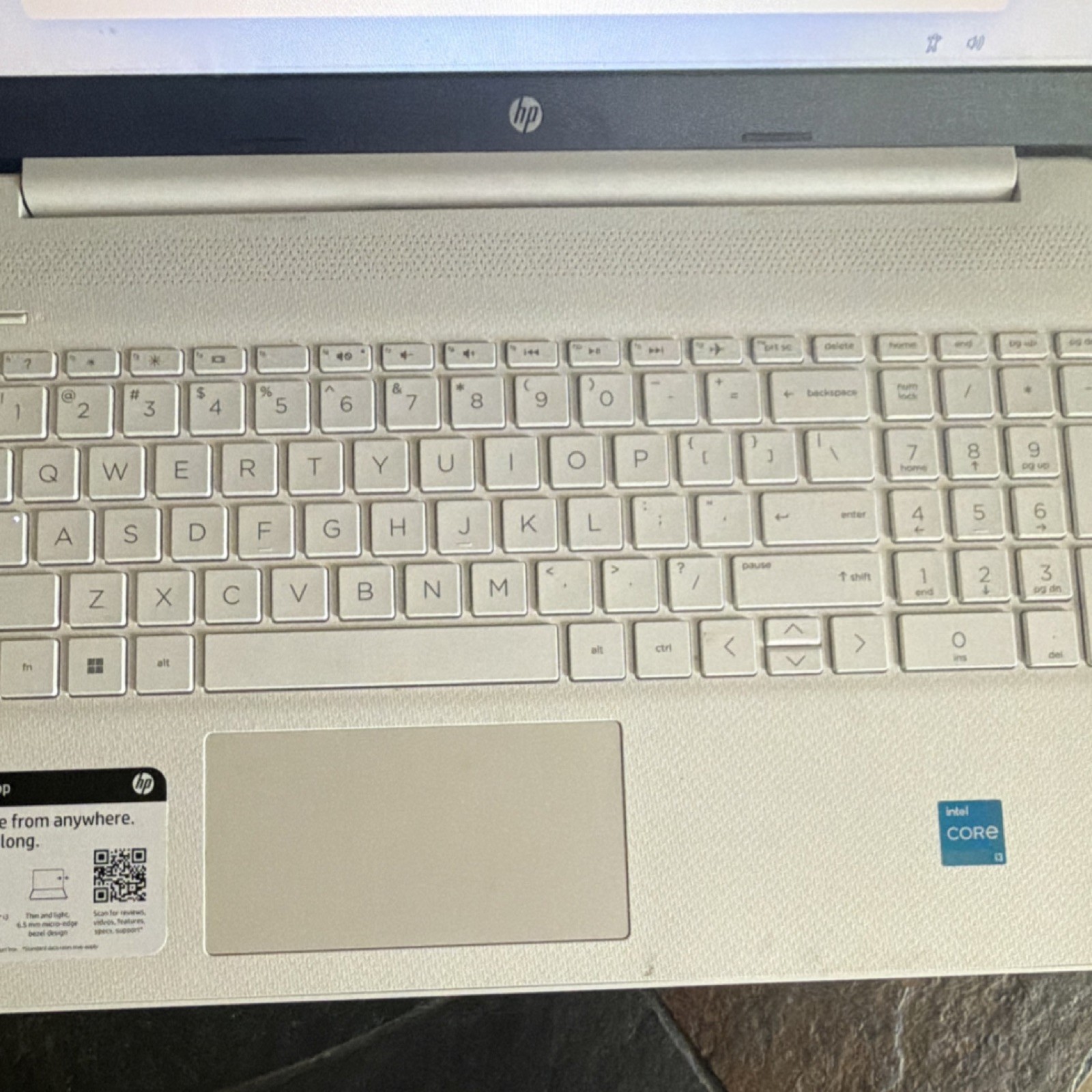 HP White Laptop Intel Core i3 HDMI USB Numeric Keypad Integrated Graphics