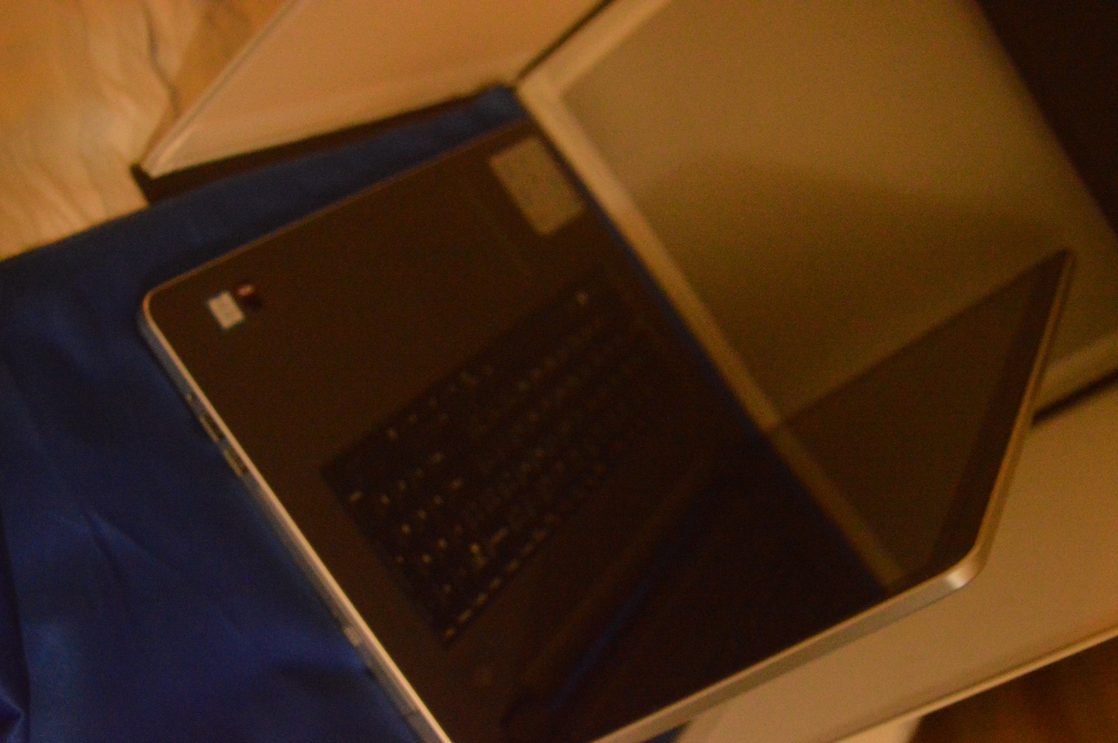 dell 5759 inspiron /16 mem/ 230mhz/windows 10/1000 mb h/ drive