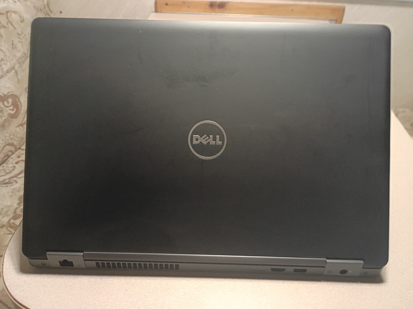 Dell Precision 15.6″ Laptop i5 7th Gen 16GB RAM 512GB SSD No OS Black