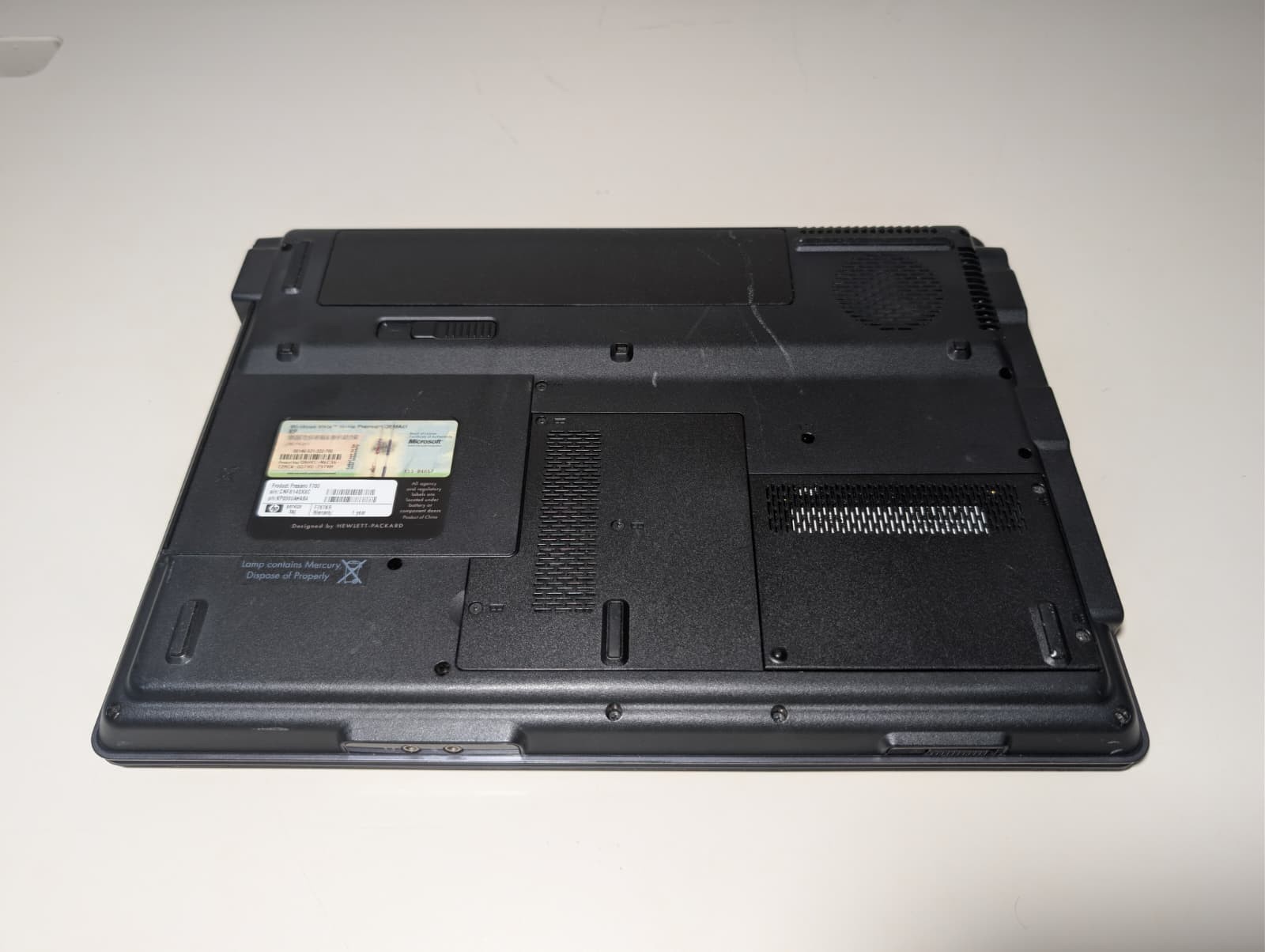 15″ HP Compaq Presario F700 | AMD X2 4GB RAM 128GB SSD | NVIDIA Win 7 Pro DVD+RW