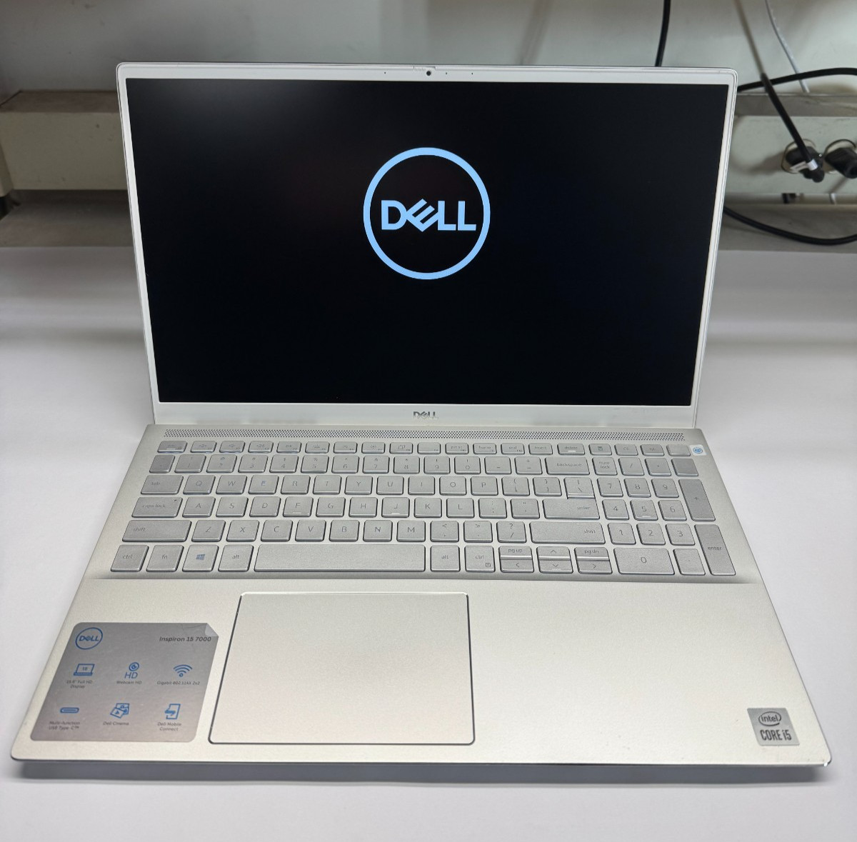 Dell Inspiron 7501 15.6″ Intel Core i5-10300H 16GB RAM 256GB SSD Touchscreen!