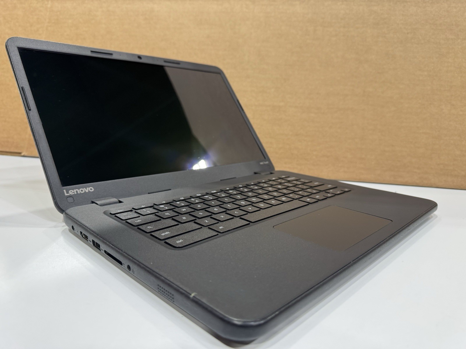 Lenovo N42-20 Chromebook 14″ HD Laptop Intel Celeron N3060 4GB RAM 16GB SSD