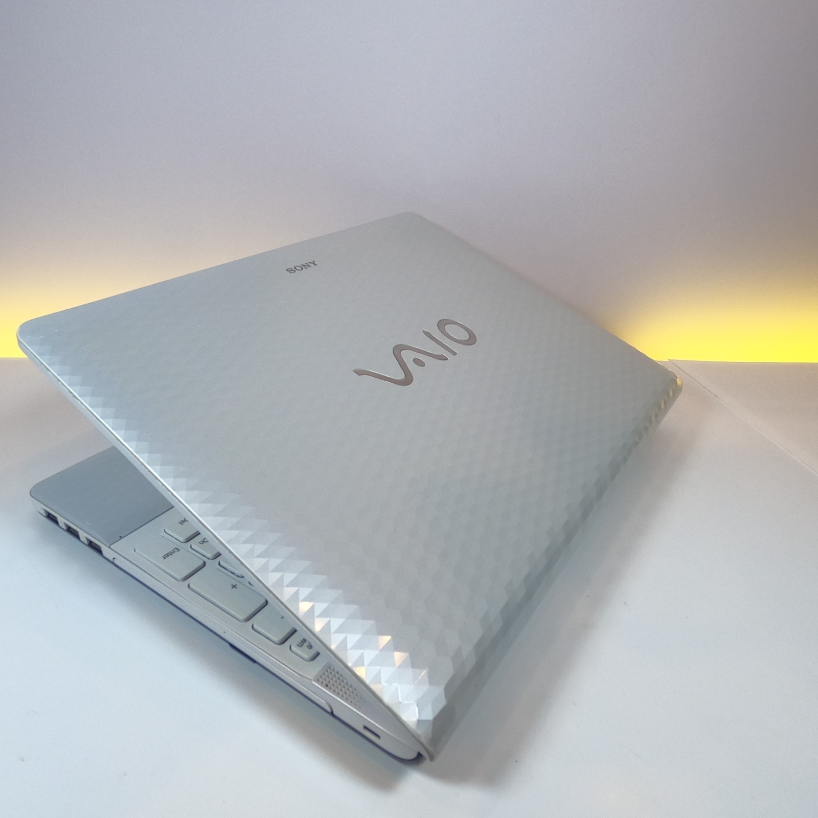 [Full Inspected and English OS PC] Sony VAIO VPCEH39FJ English Keyboard Core i5