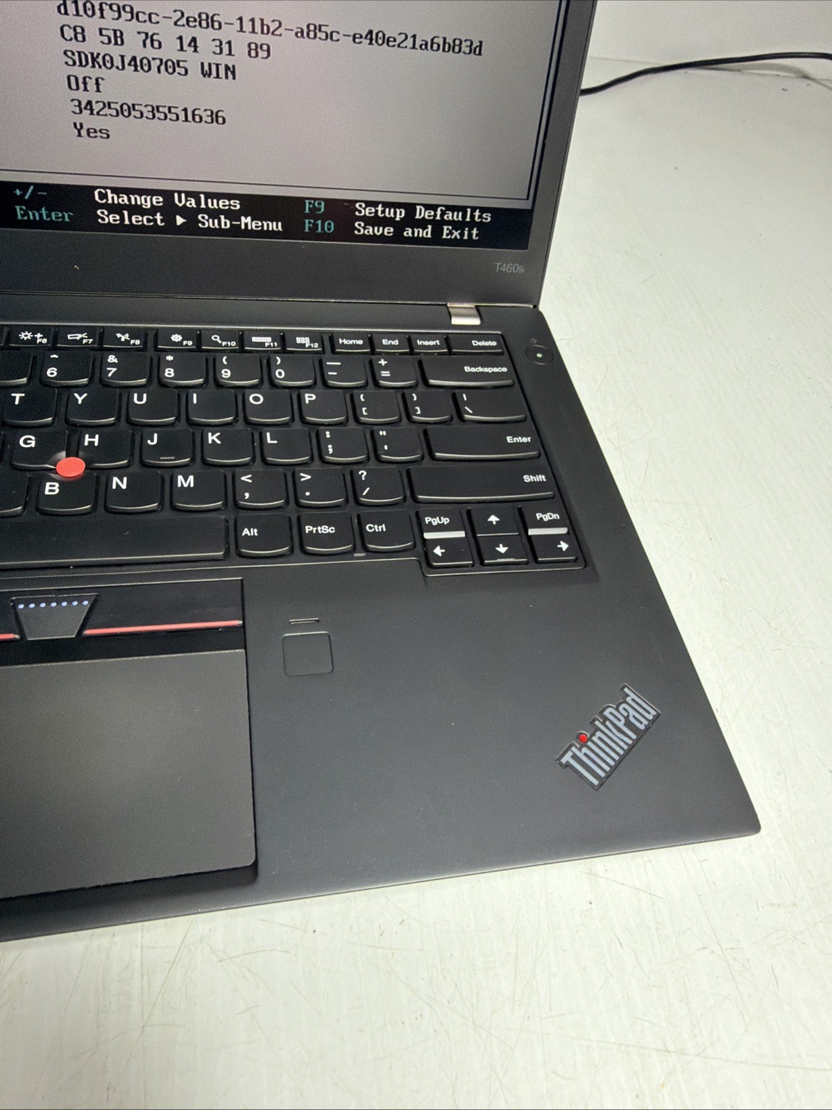 Lenovo Thinkpad T460s 14″ Laptop i5-6200u 8gb Ram No Drives Boots Bios