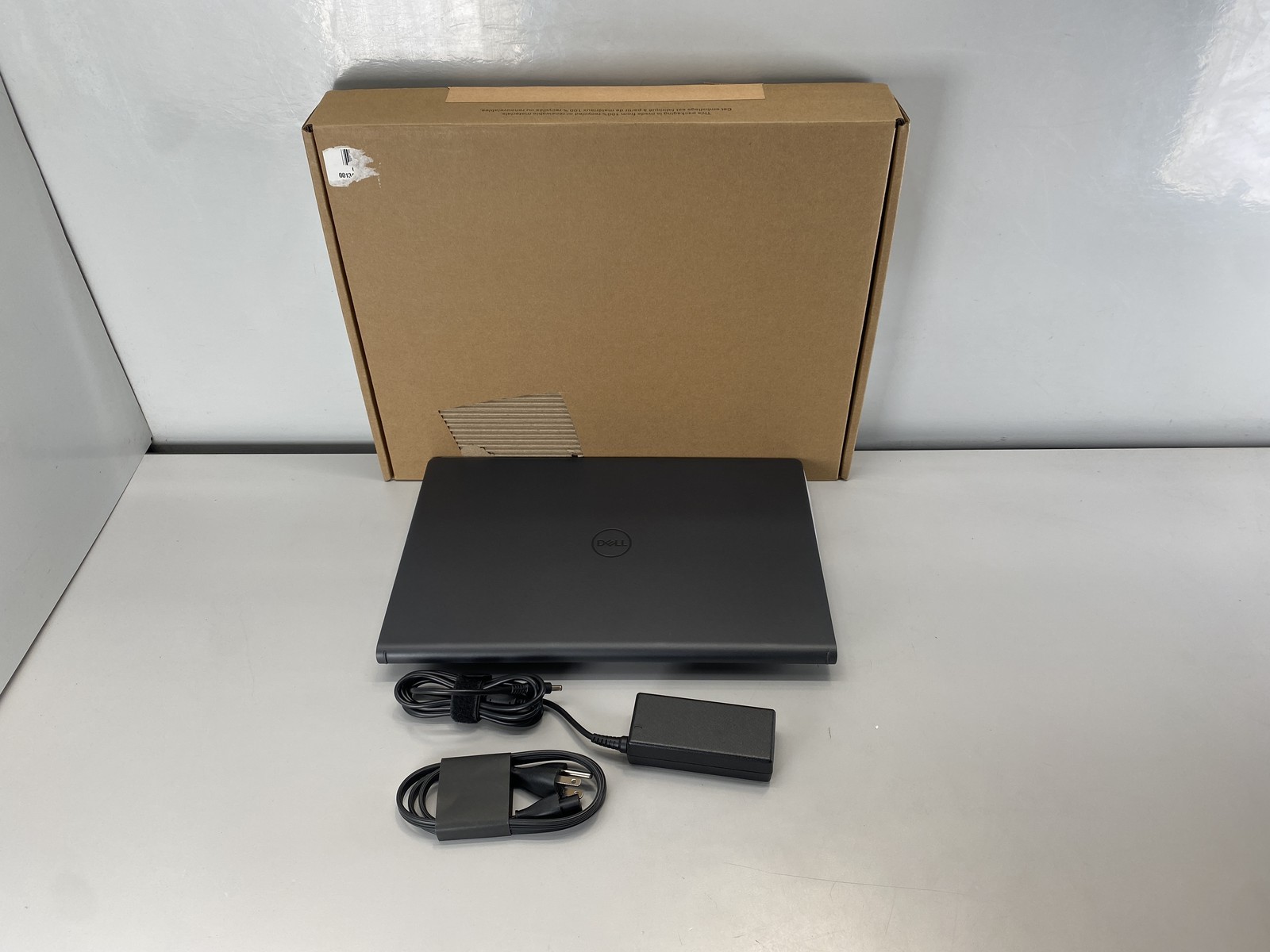 Dell Laptop Inspiron 15 3530 15.6″ Intel Core i5-1334U 512GB – Black