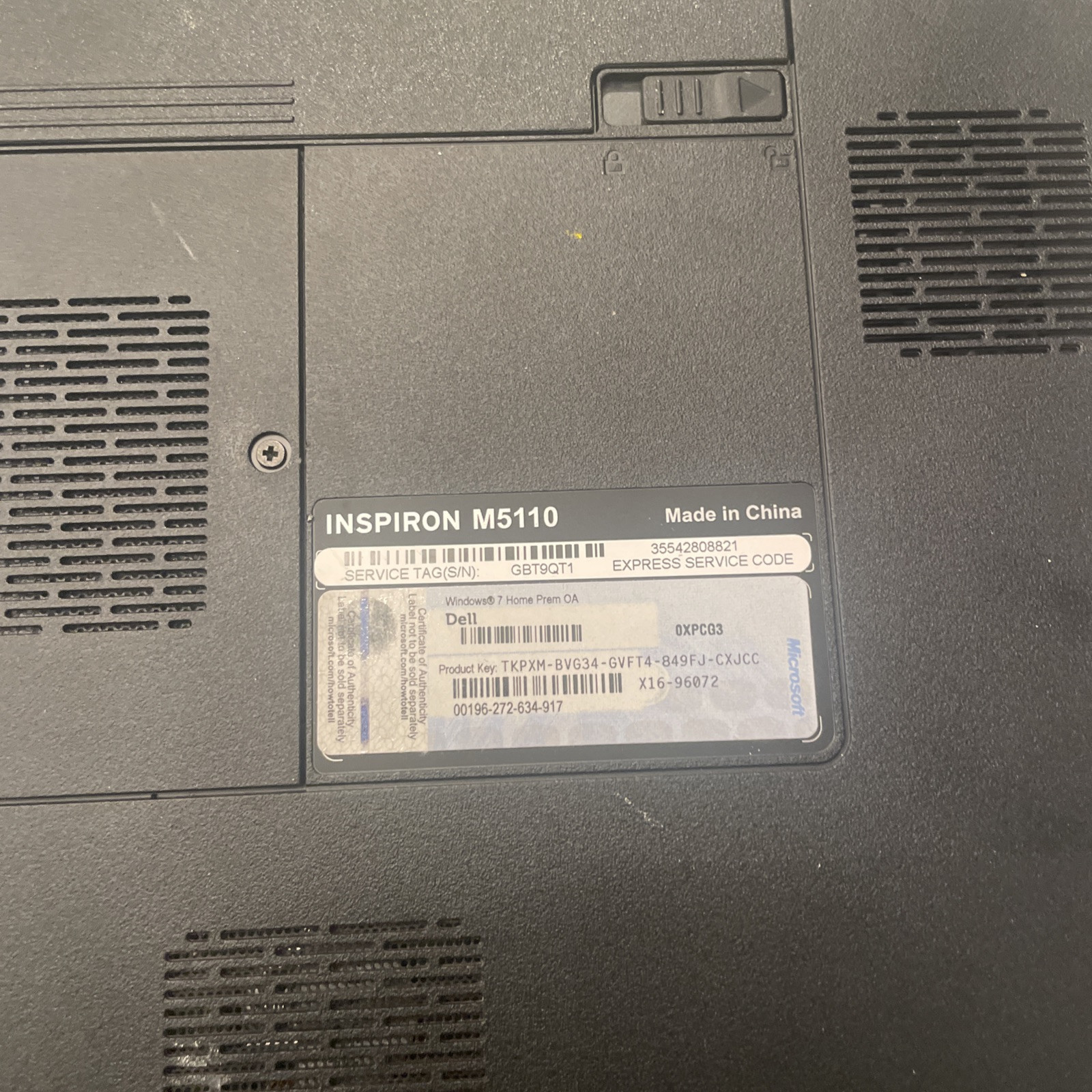 Dell Inspiron N5110 Sold As Is. Turns On