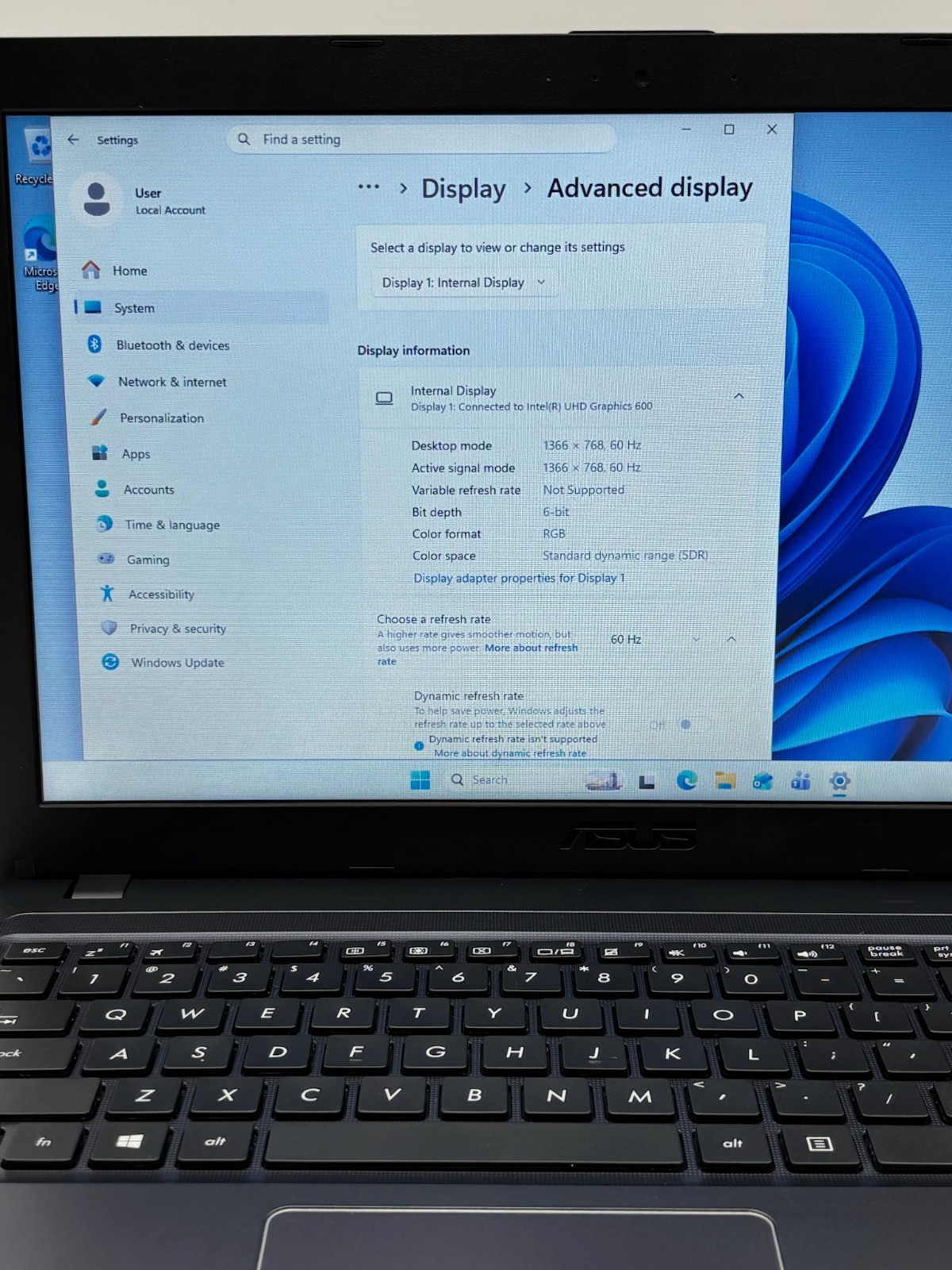 Asus VivoBook X540MAR_R543MA 15.6″ 1 TB HDD 4 GB RAM Celeron N4020 Win 11 Home