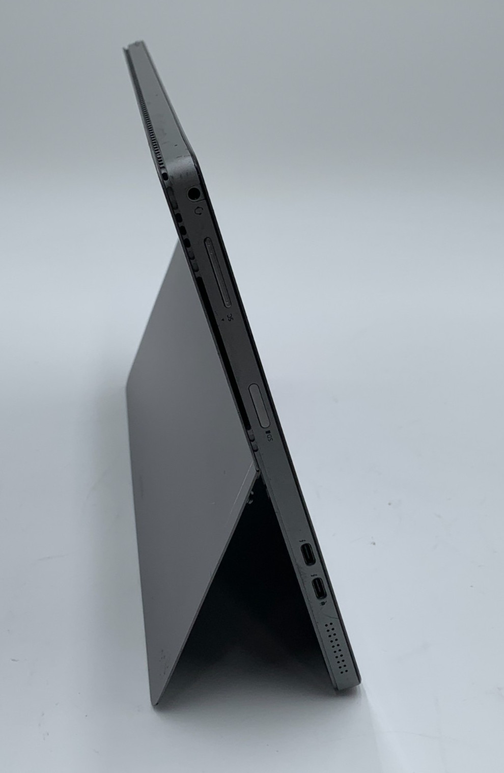 Dell Latitude 7200 2-n-1 Tablet ONLY 14″i3-8366U 250GB SSD 8GB DDR4 Silver C/Dnt
