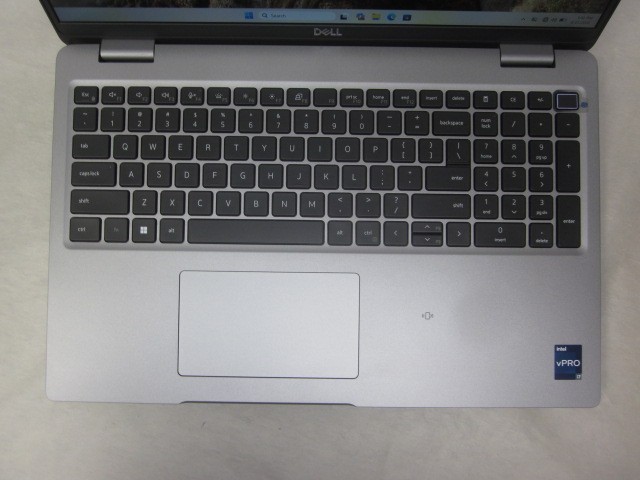 Dell Latitude 5540 I7-1370P @ 1.9GHz 512GB 32GB WIN11PRO TOUCH MX550 WNTY 4/27