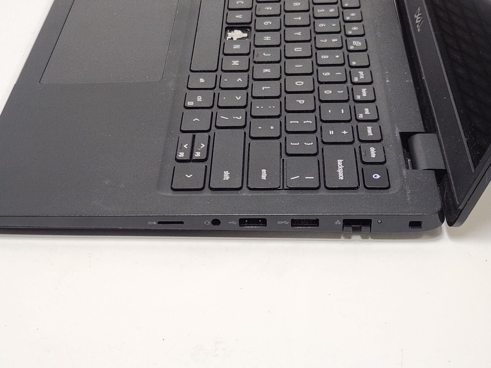 Dell Latitude 3420 Core i5-1135G7 2.4GHz 8GB 256GB NVMe 14″ W11P Laptop *READ*