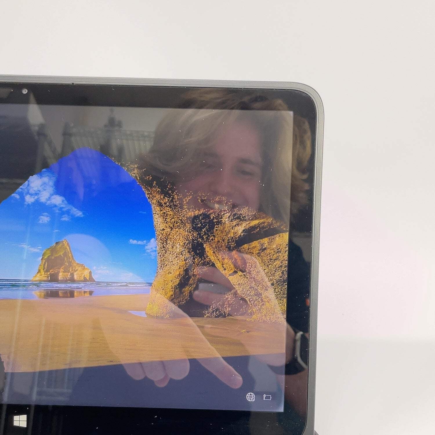Broken HP Envy x360 15-U010DX 15.6″ i5- 4200U 1.6GHz 8GB RAM 1TB HDD READ