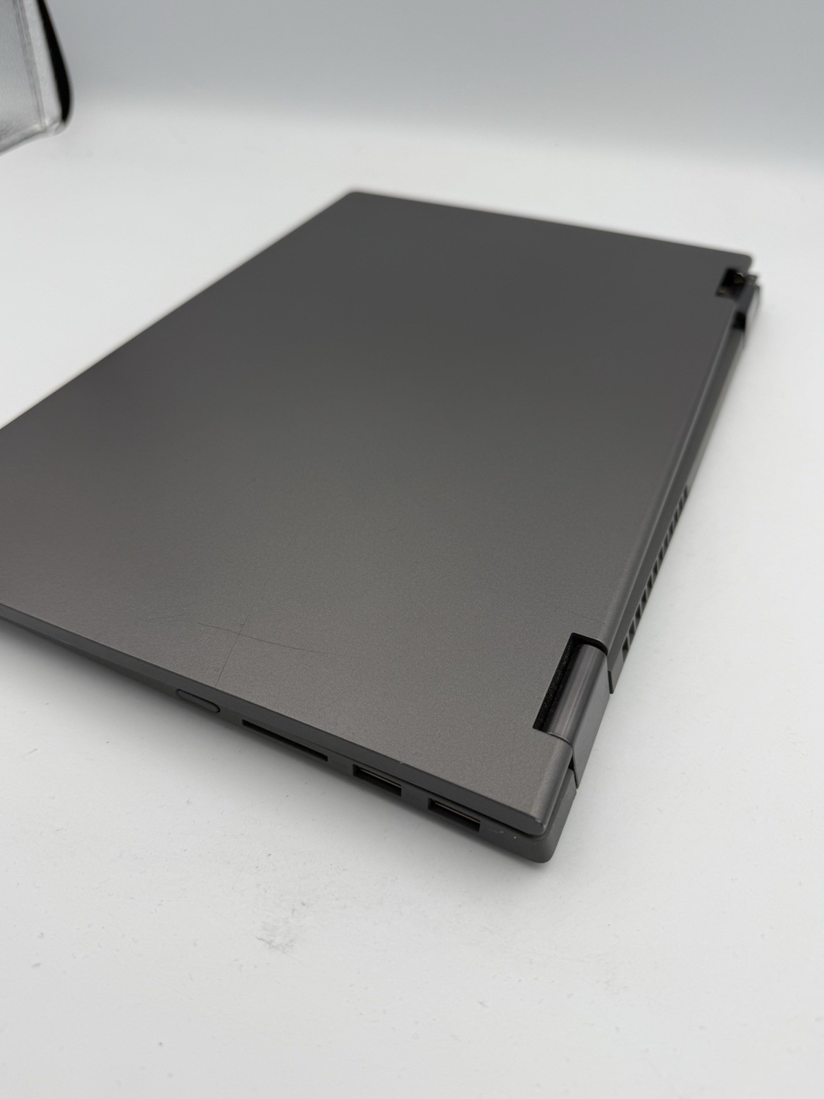 Lenovo IdeaPad Flex 5 14” – Ryzen 5 5500U/16GB RAM/512GB SSD (HINGE ISSUE) 45C