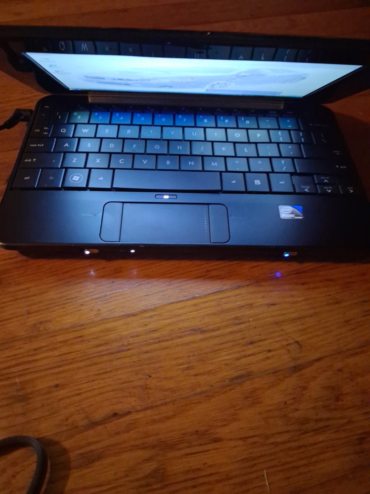 10.1” HP MINI 1000 NOTEBOOK INTEL ATOM HD WIN 7 PRO W/CHARGER Software And Case