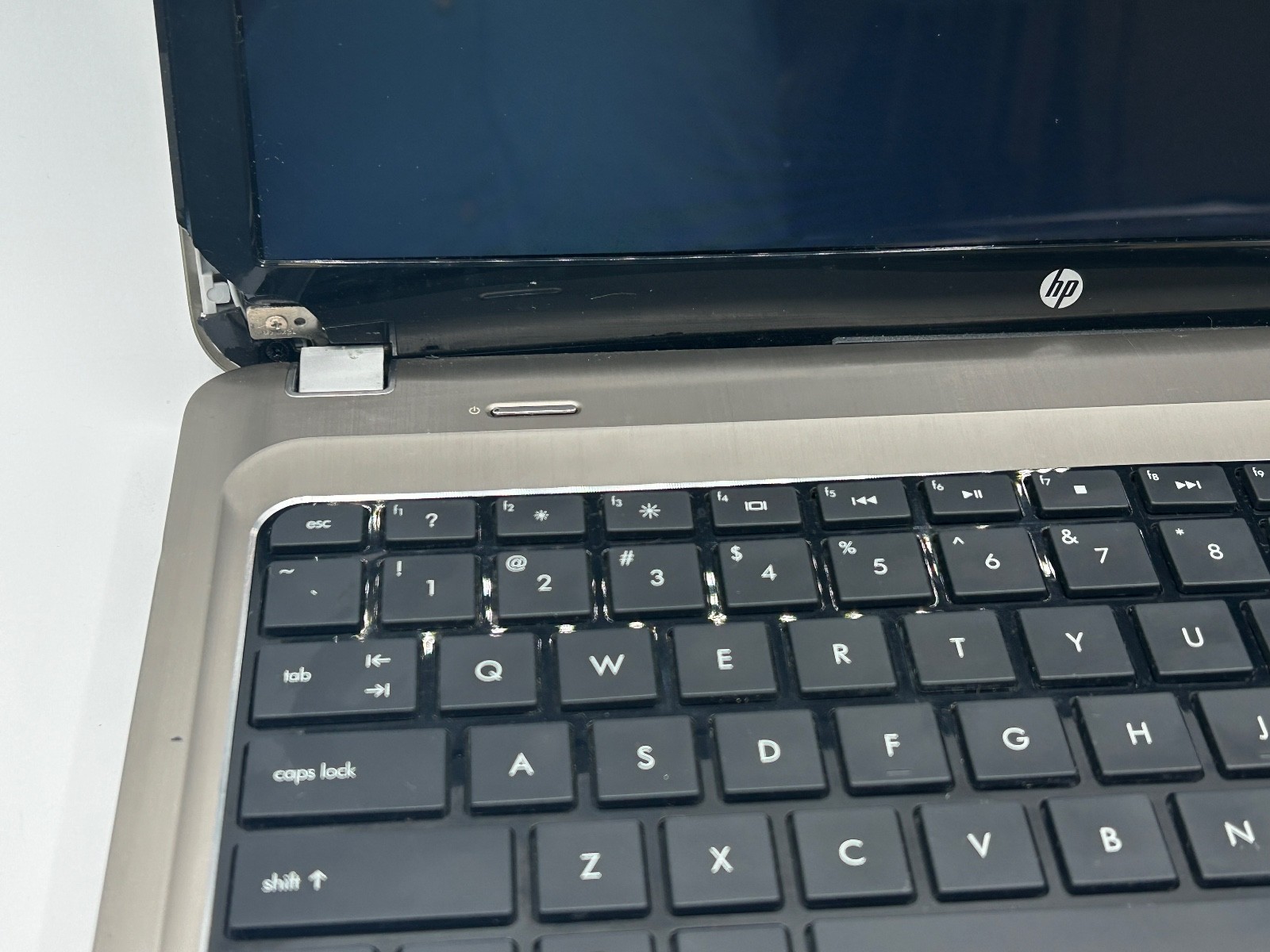HP Pavilion DM4 14″ Laptop Core i5-2410M 6GB RAM No Drive