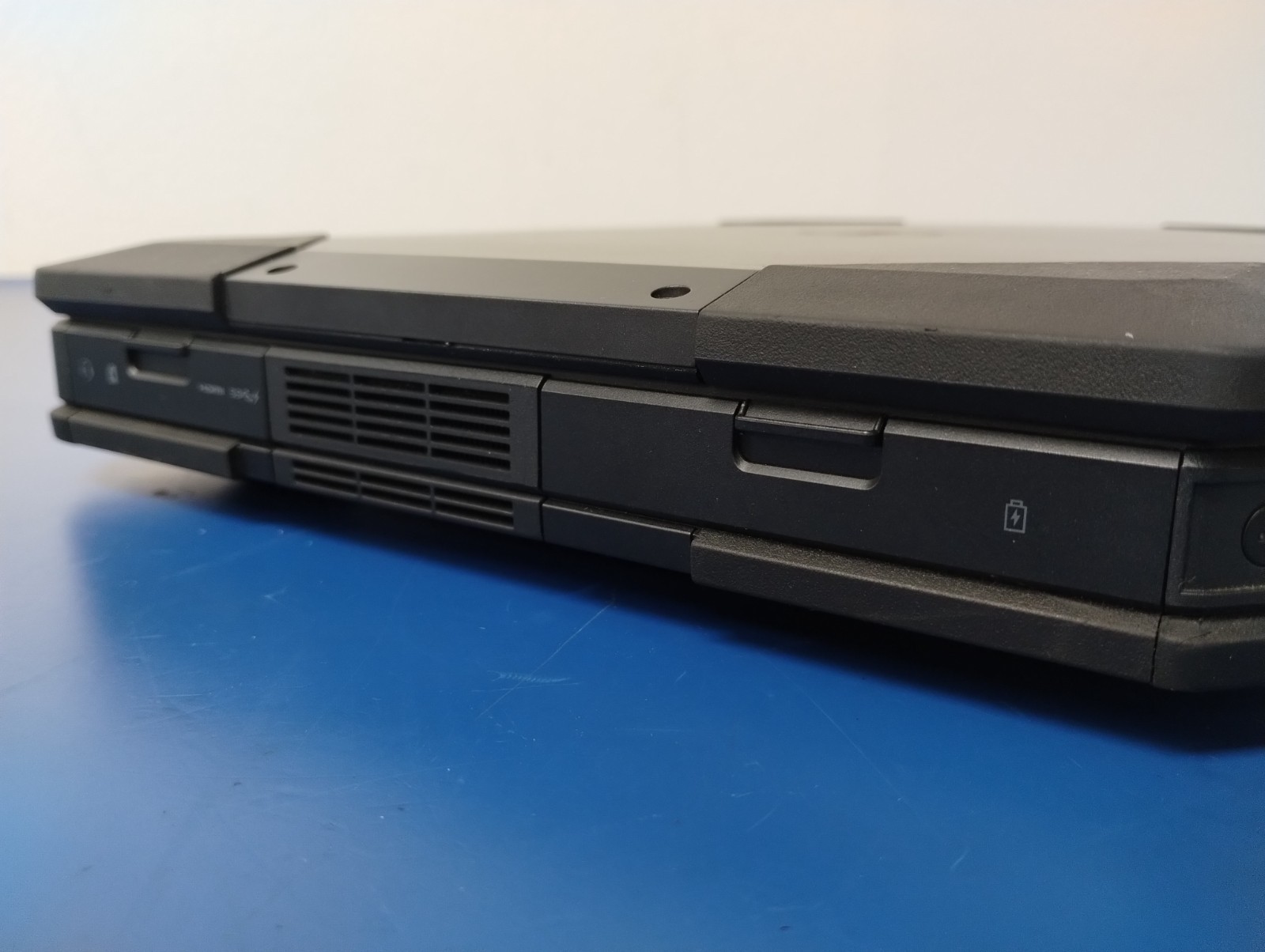 DELL LATITUDE 5404, Intel Core i5-4310U, 2.00 GHz, 12 GB RAM, 512 GB M.2
