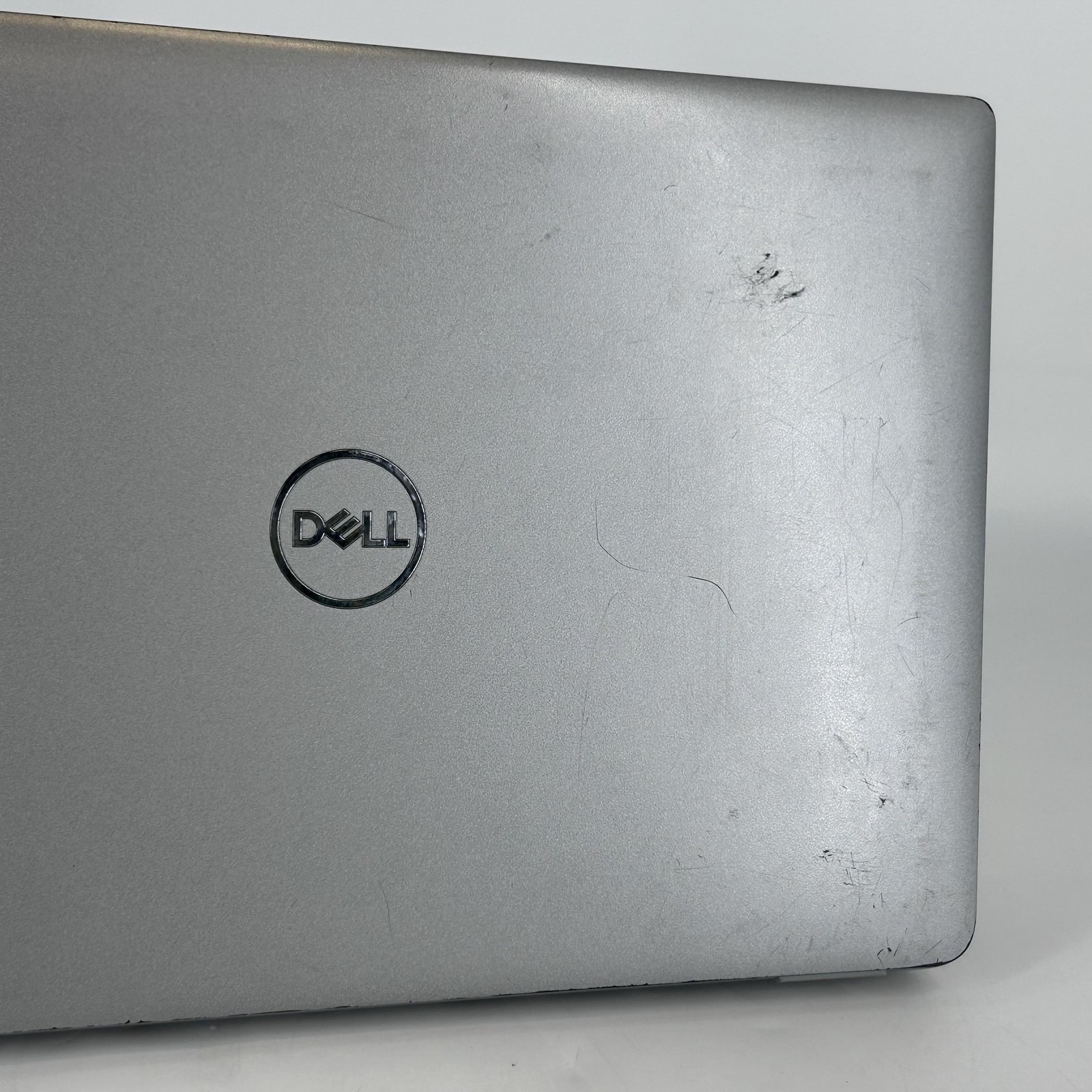 Dell Latitude 5440 14 Gray FHD 1.8 GHz i7-1365U 32GB 512GB SSD Good