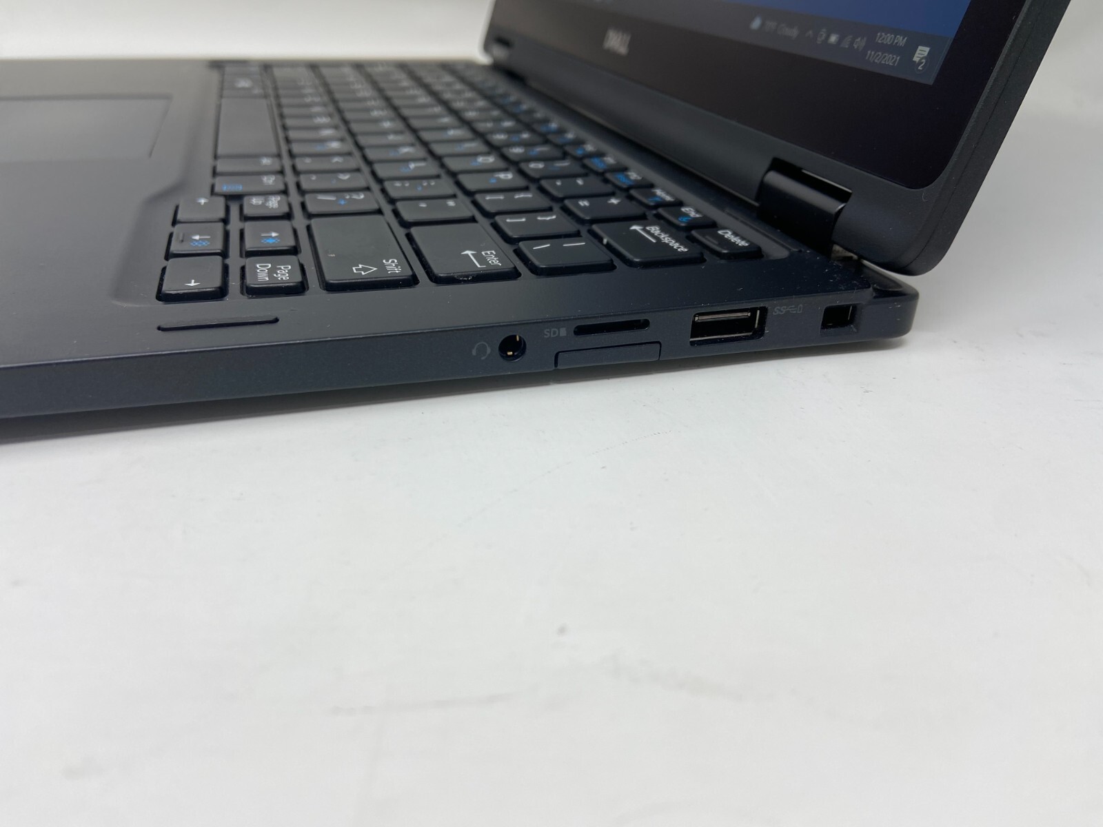 Dell Latitude 7389 13″ i5-7300u 2.6GHz 8GB 512GB SSD Touch Screen Tablet Laptop