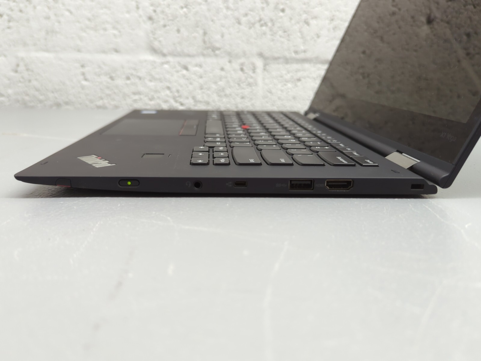 Lenovo X1 Yoga Gen 2 i7-7600U 8GB 256GB SSD Touch 2-in-1 w/ Stylus – Win 11 Pro