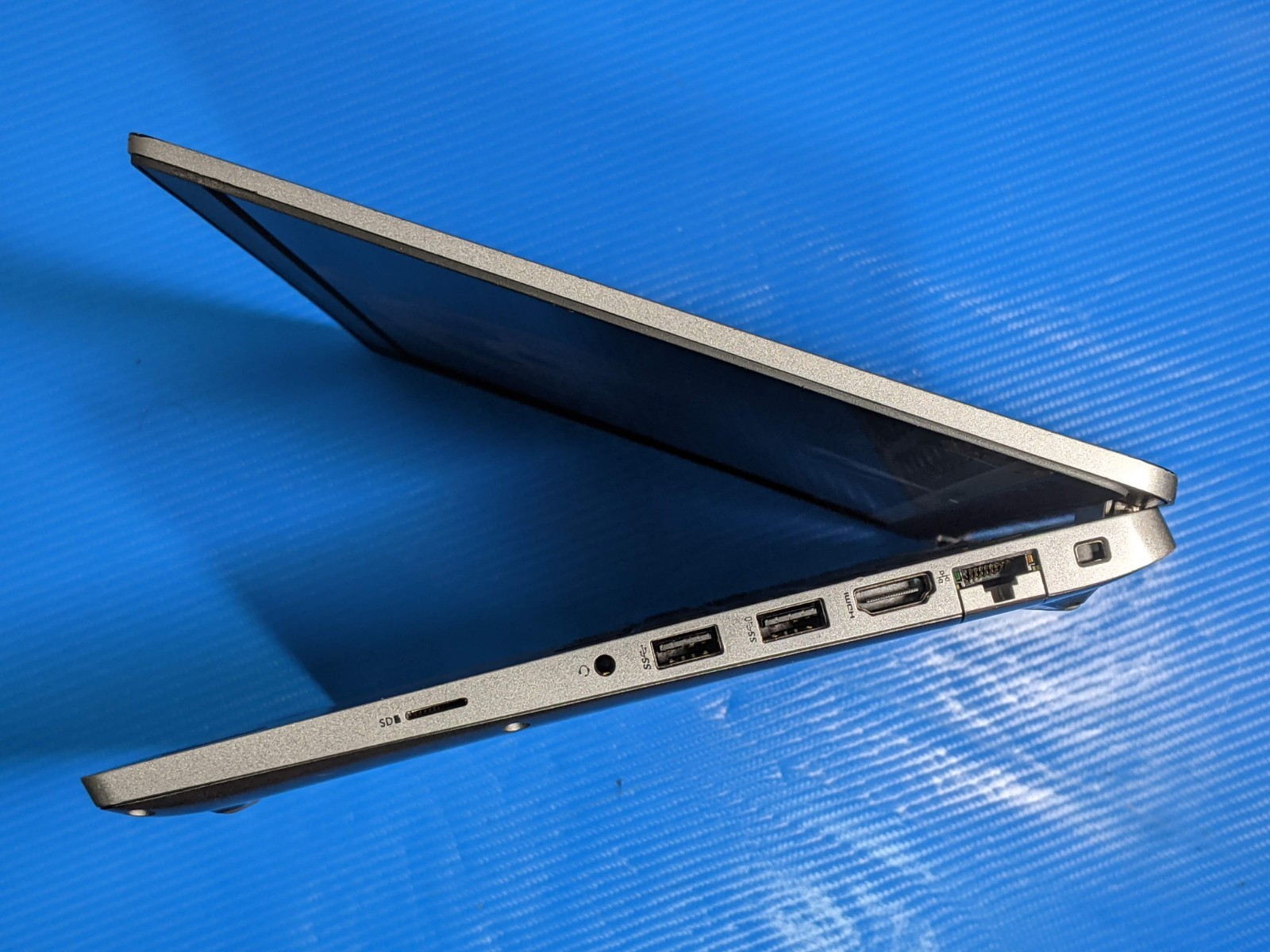 Dell Latitude 5420 14″FHD Intel vPRO i7-1185G7 3GHz 16GB 256GB SSD W11P +Charger