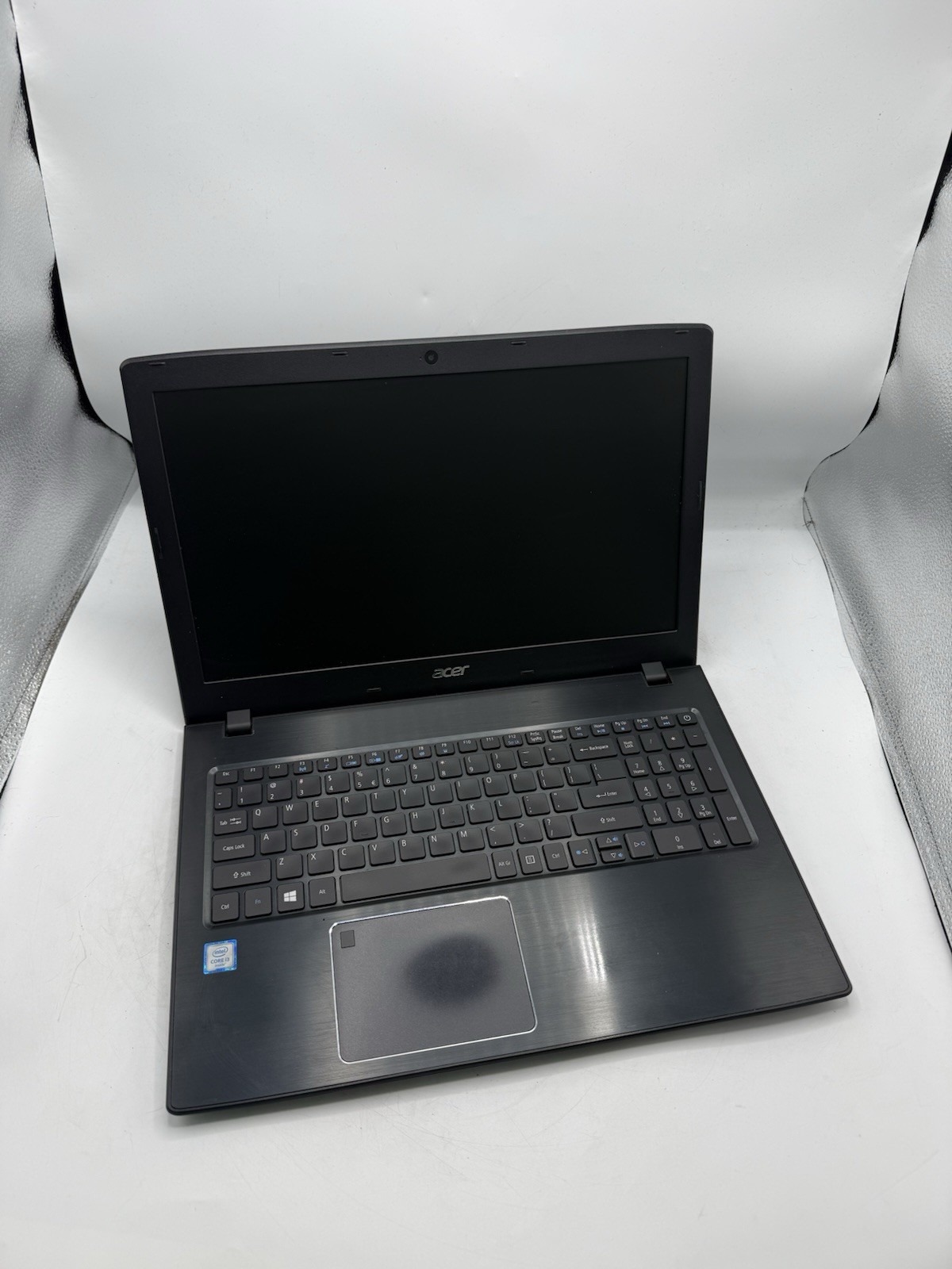ACER TRAVELMATE P259-M 15.6” I3-6100U 2.3GHz 4GB RAM READ