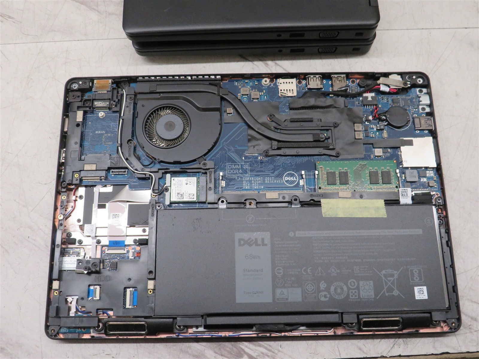 Lot of 3 Dell Latitude 5480 Intel i5-6300U @2.40GHz 8GB RAM 14″ Laptop w/ AC