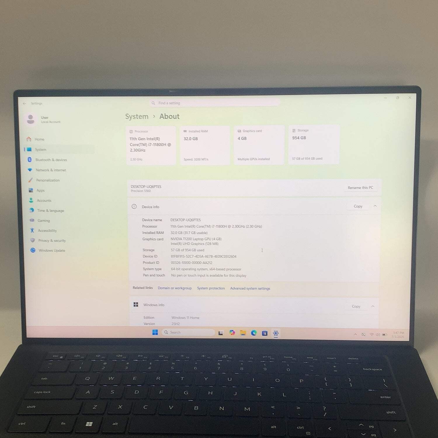 Dell Precision 5560 15.6″ i7-11800H 2.3GHz 32GB RAM 1TB SSD