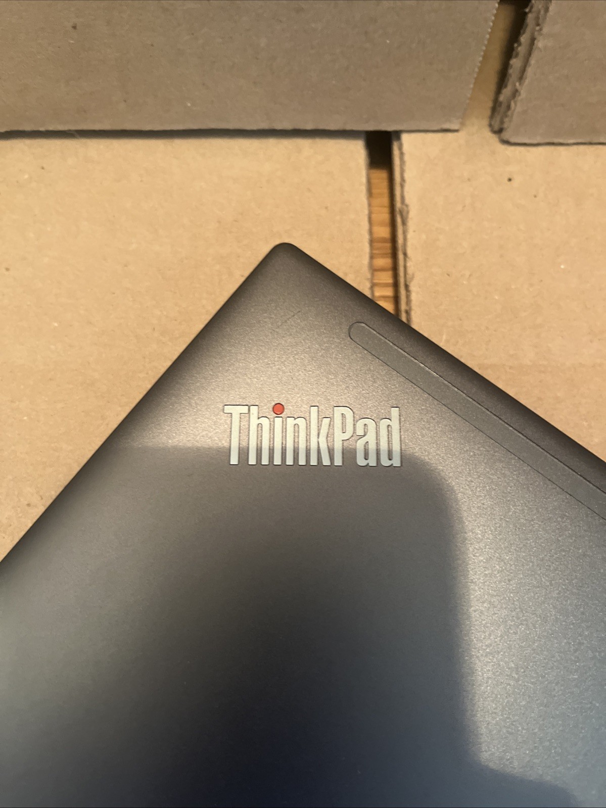 Lenovo ThinkPad T14s Gen 3 – i7-1270P – 32GB DDR4 – 512GB SSD – 14’ Touchscreen