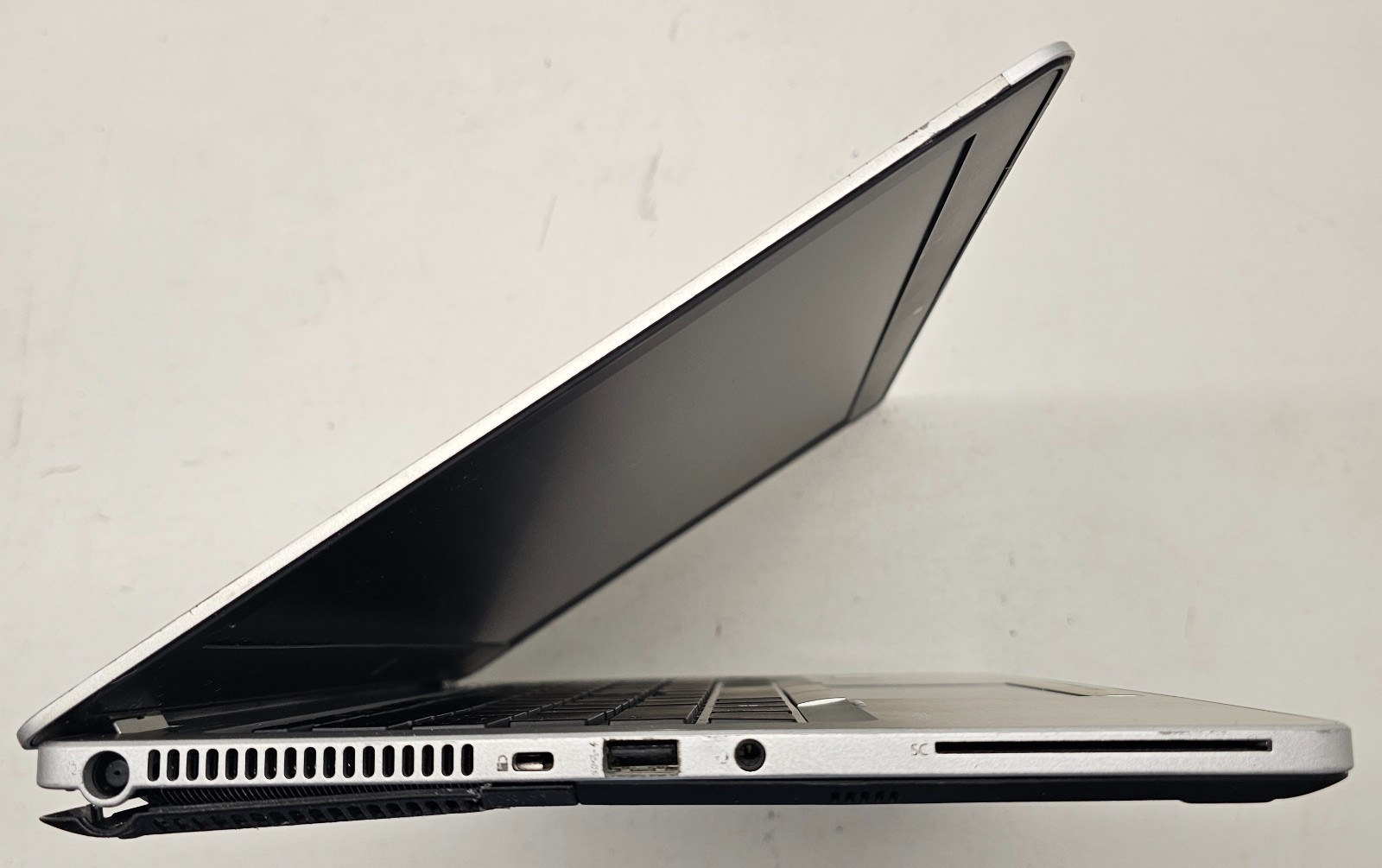 HP EliteBook Folio 9470m 14″ Laptop Intel Core i5 vPro NO RAM/HD/OS/POWER (FL)