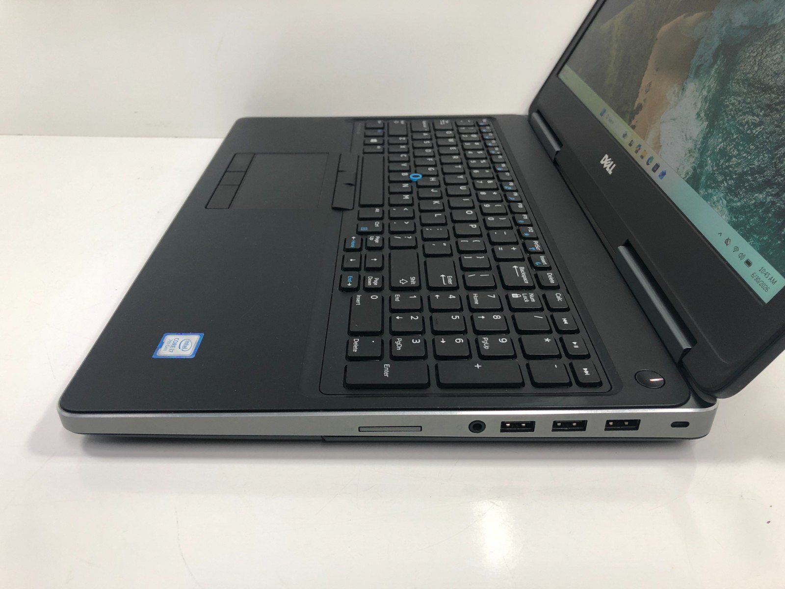 Dell Precision 7520, 15.6″, i7-7700HQ, 2.8GHz, 16GB, 512GB SSD, Windows 11