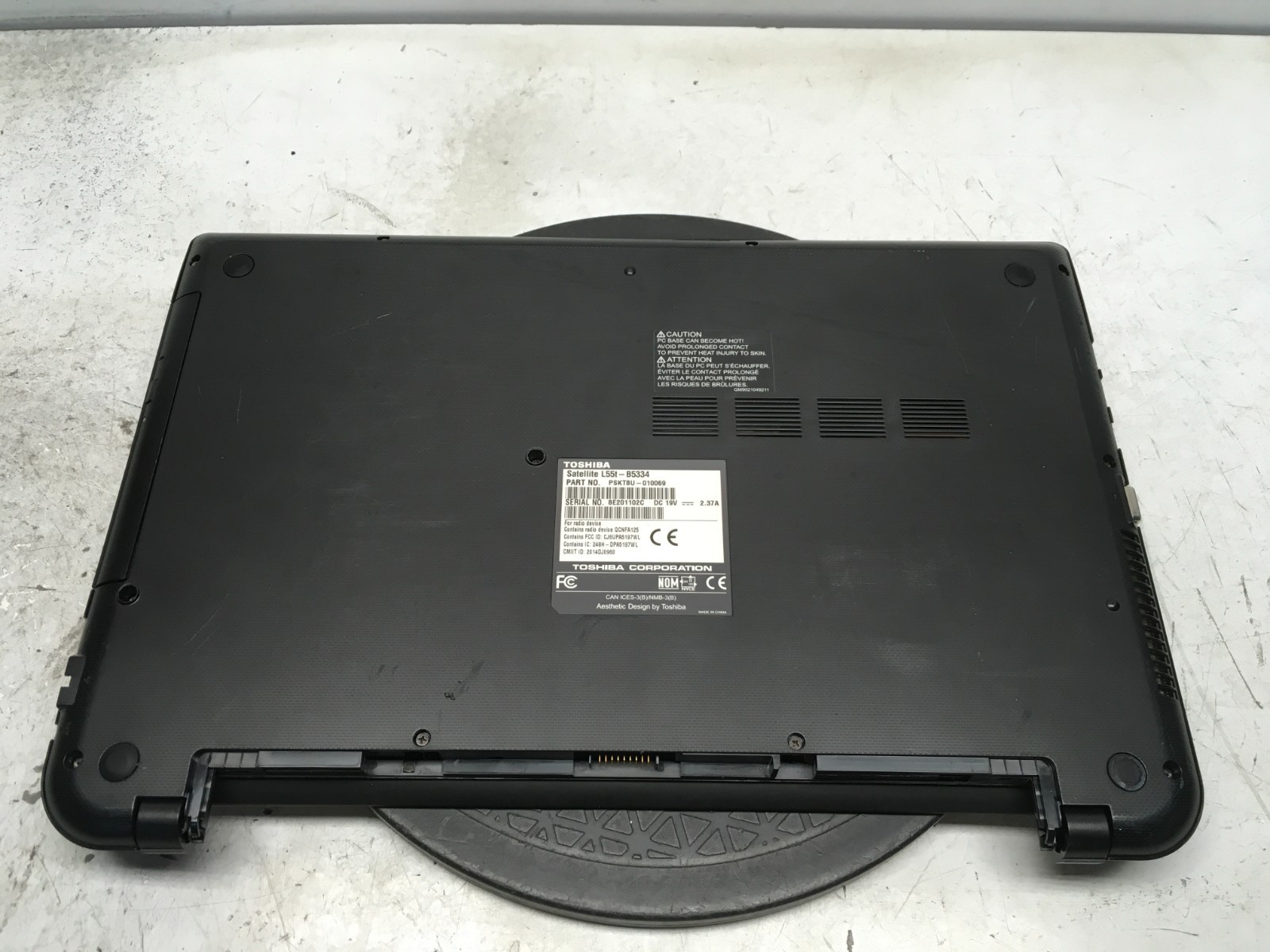 Toshiba Satellite L55T-B5334 Intel i7-4510U 2GHz 8 GB NO HDD