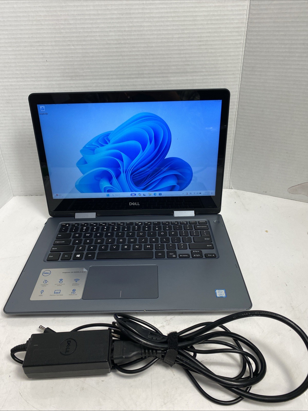 Dell Inspiron 5481 – 14″ – i3-8145U – 8GB RAM – 256GB SSD – Read Description